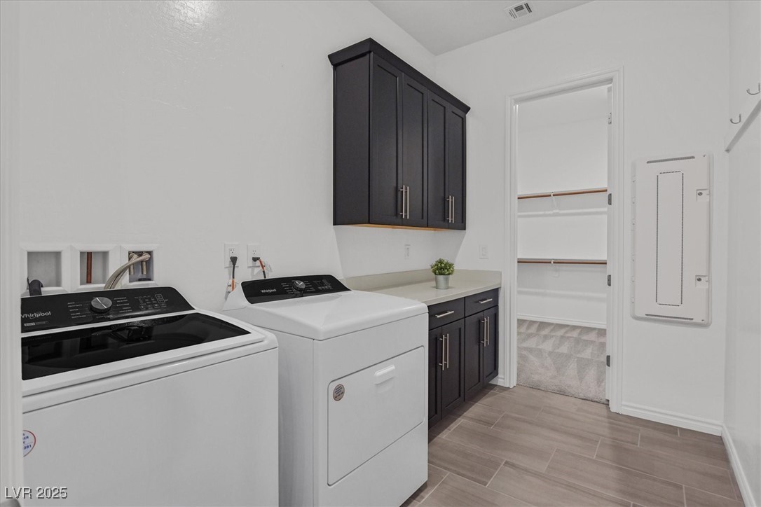 Henderson, Nevada, 89011, United States, 3 Bedrooms Bedrooms, ,1 BathroomBathrooms,Residential,For Sale,1954663