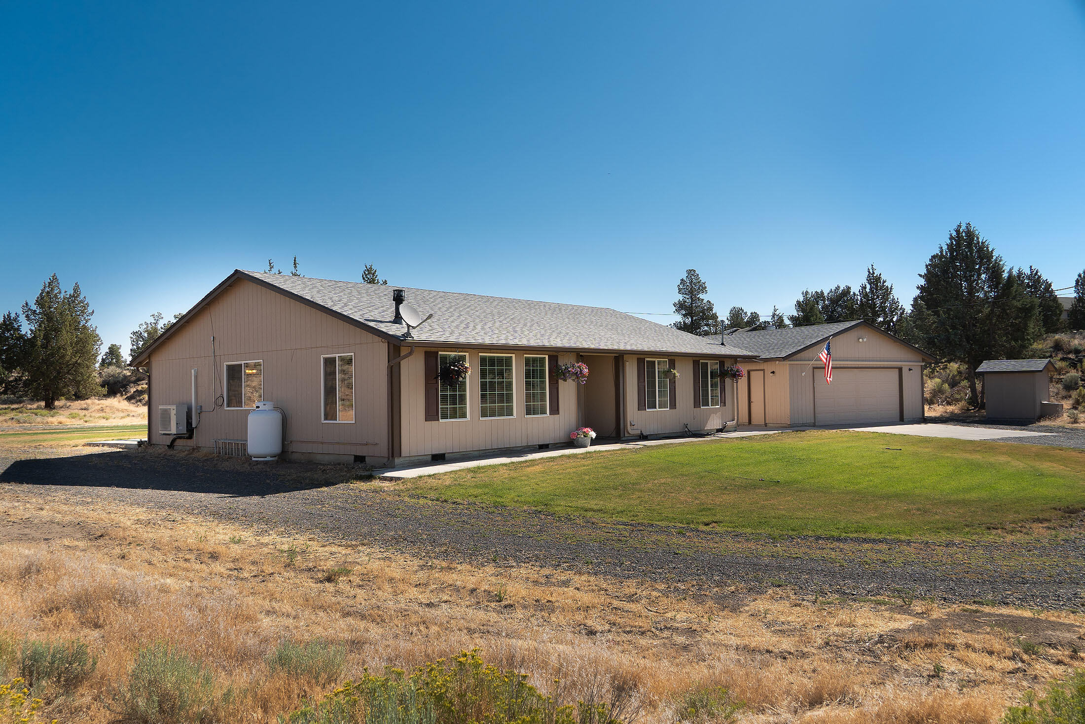 Terrebonne, Oregon, 97760, United States, 3 Bedrooms Bedrooms, ,2 BathroomsBathrooms,Residential,For Sale,1902400