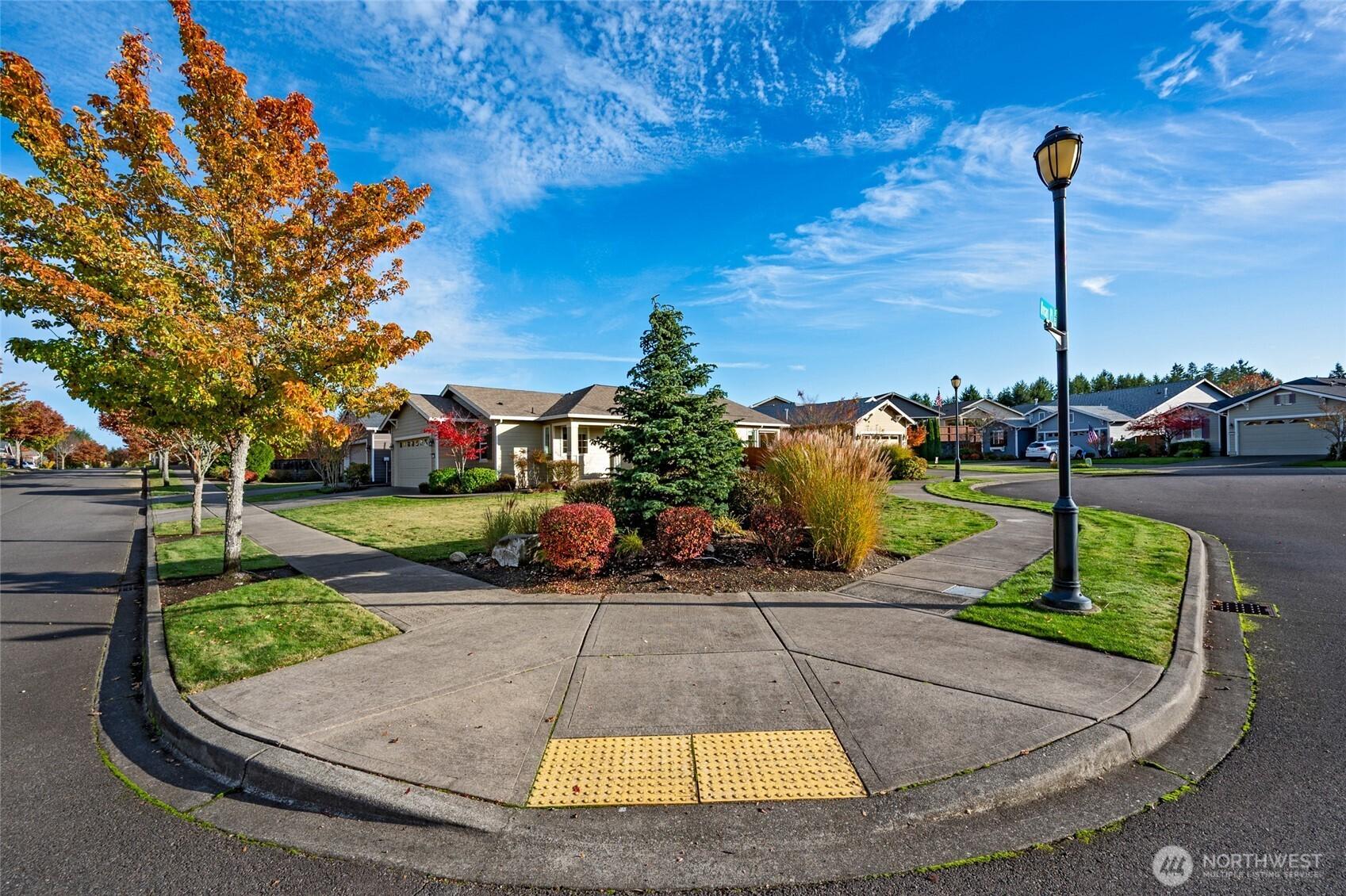 OLYMPIA, Washington, 98516, United States, 3 Bedrooms Bedrooms, ,2 BathroomsBathrooms,Residential,For Sale,1991092