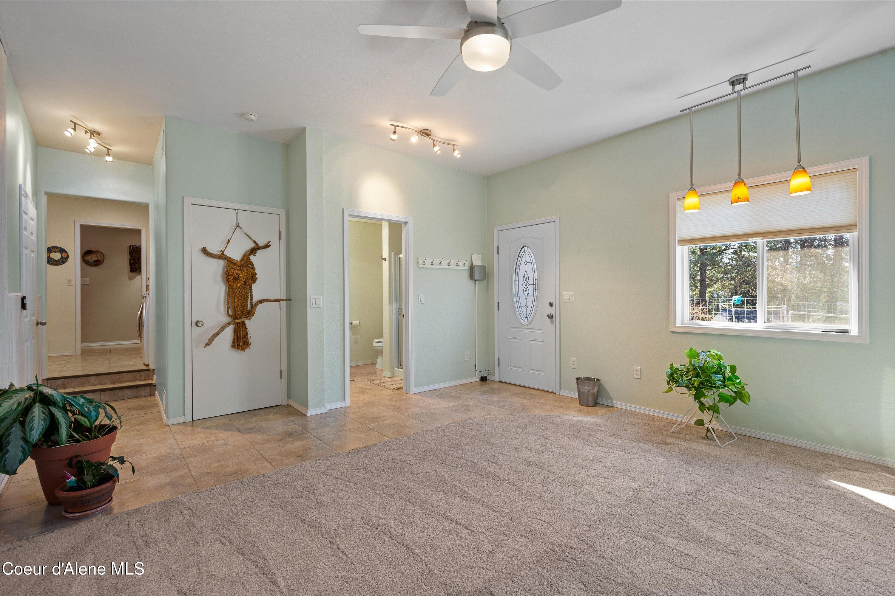 Hauser, Idaho, 83854, United States, 3 Bedrooms Bedrooms, ,3 BathroomsBathrooms,Residential,For Sale,1974734