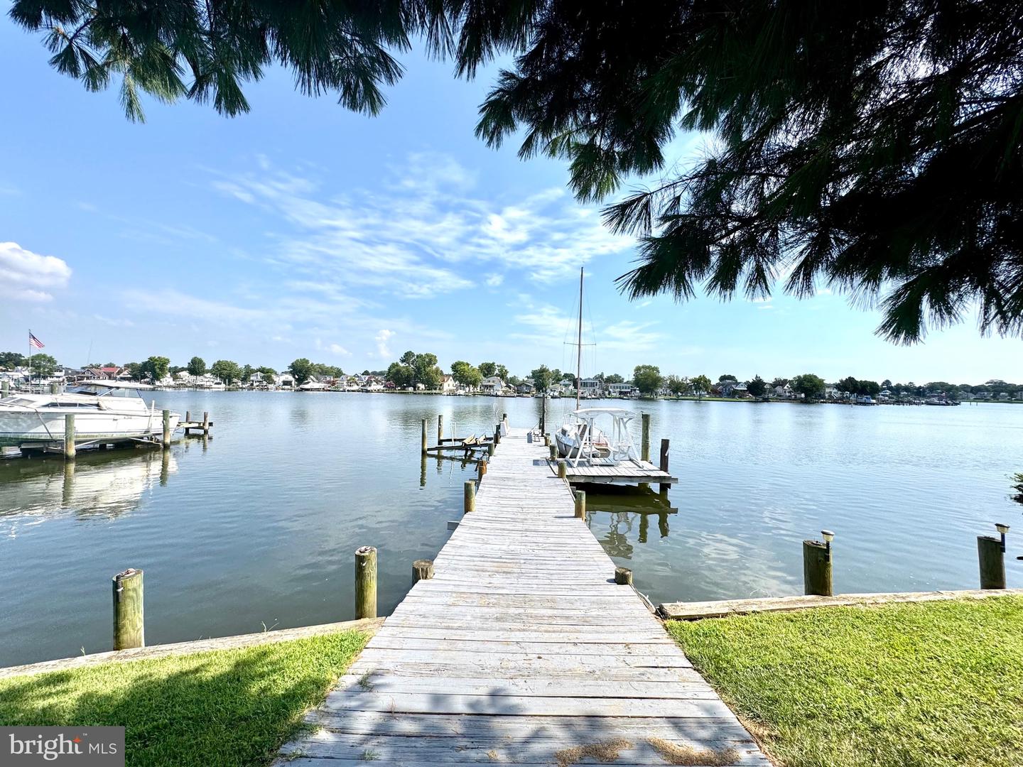 Dundalk, Maryland, 21222, United States, 3 Bedrooms Bedrooms, ,4 BathroomsBathrooms,Residential,For Sale,1906595