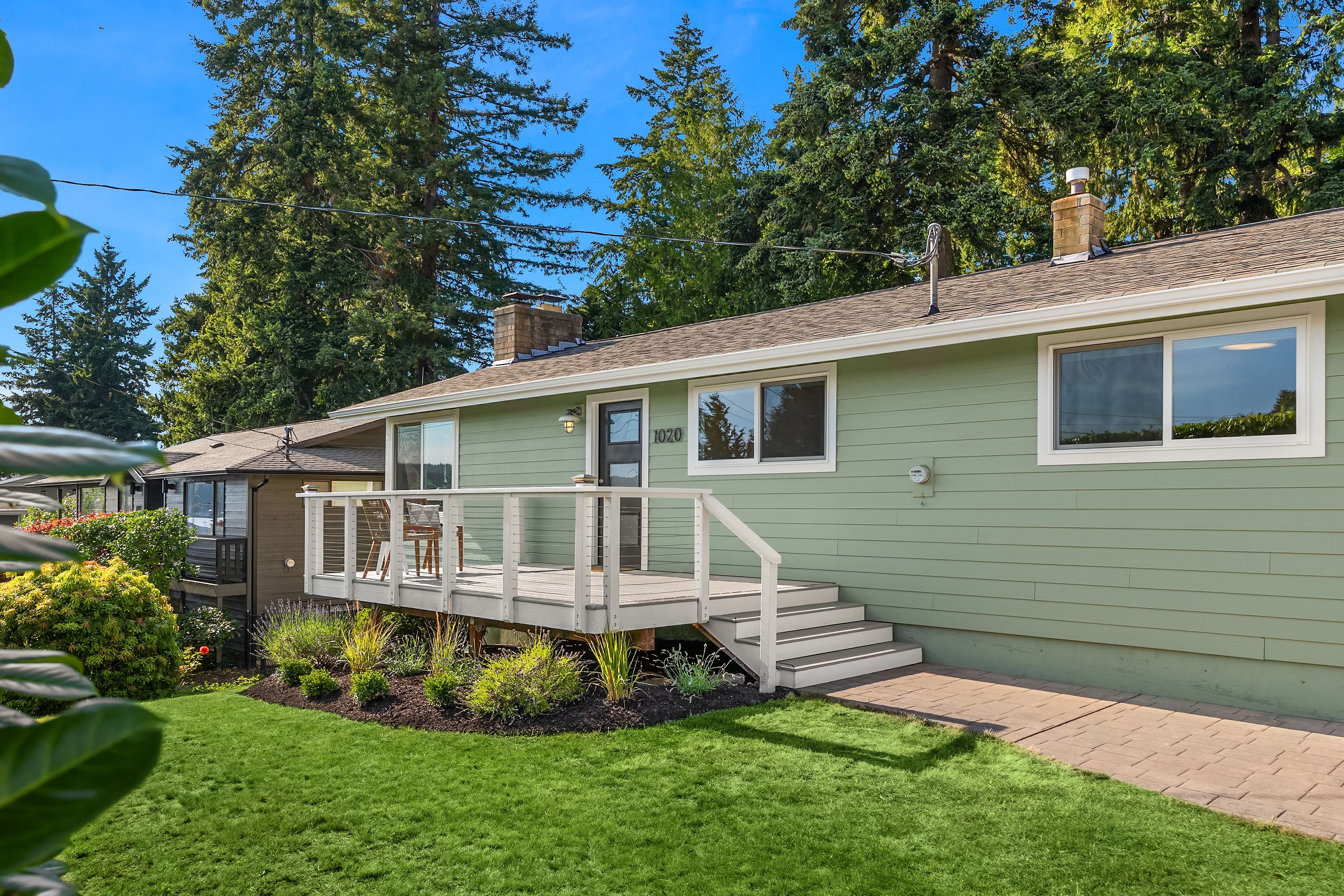 1020 NE Holm Ct, Poulsbo, WA 98370 - 物件實景