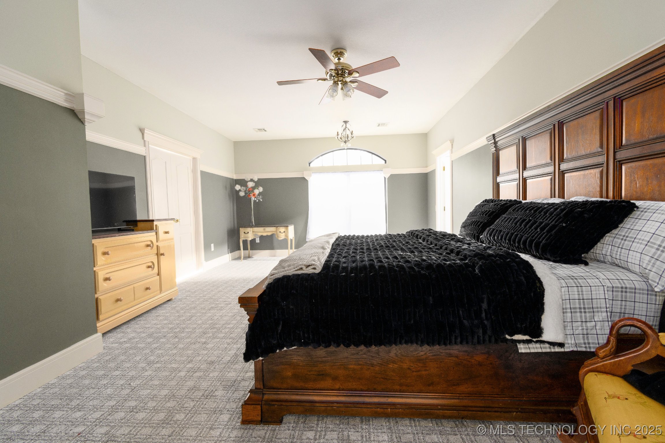 Spavinaw, Oklahoma, 74366, United States, 3 Bedrooms Bedrooms, ,2 BathroomsBathrooms,Residential,For Sale,1903763