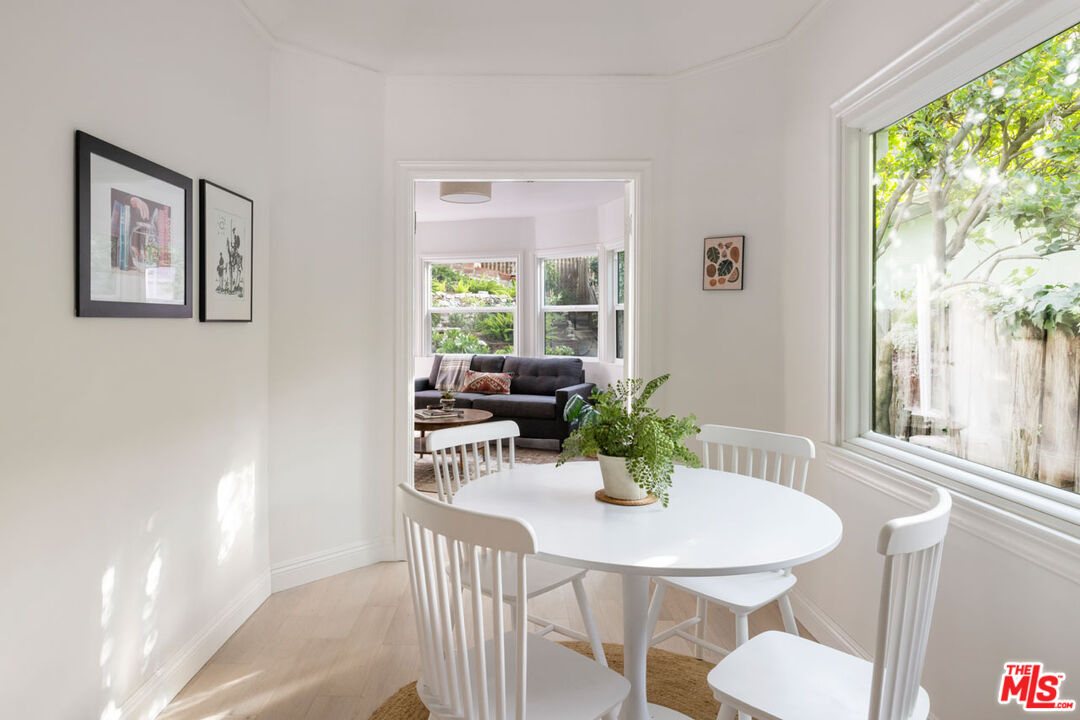 Los Angeles, California, 90041, United States, 3 Bedrooms Bedrooms, ,3 BathroomsBathrooms,Residential,For Sale,2001865