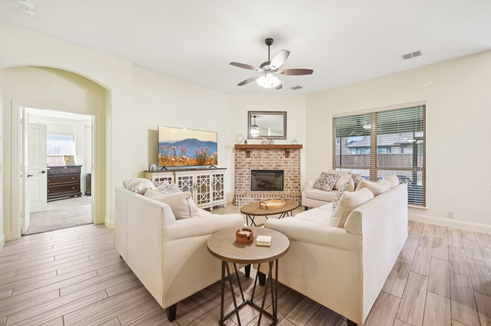 Little Elm, Texas, 75068, United States, 4 Bedrooms Bedrooms, ,3 BathroomsBathrooms,Residential,For Sale,1768216