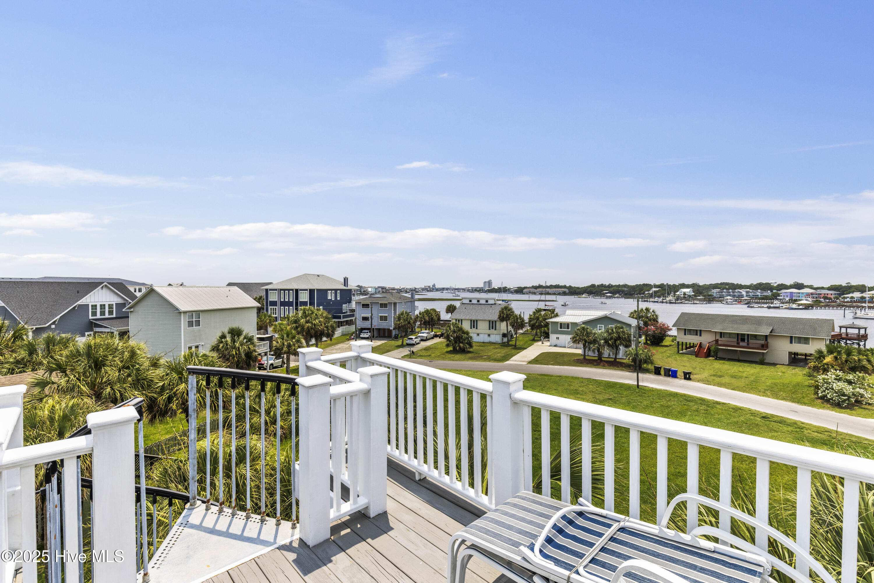 Carolina Beach, North Carolina, 28428, United States, 4 Bedrooms Bedrooms, ,4 BathroomsBathrooms,Residential,For Sale,1848790