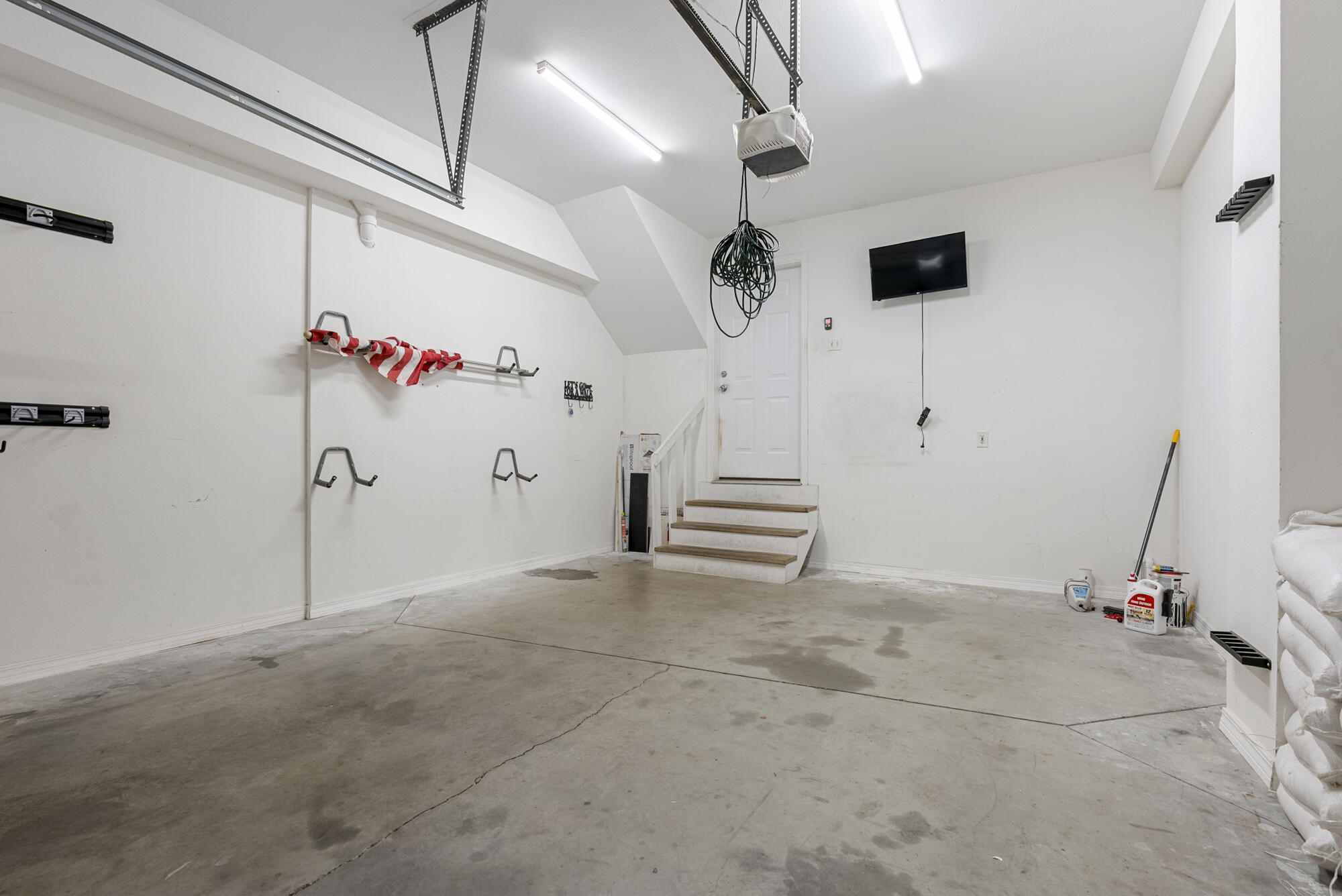 Navarre, Florida, 32566, United States, 3 Bedrooms Bedrooms, ,5 BathroomsBathrooms,Residential,For Sale,1956156