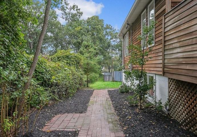 Mastic Beach, New York, 11951, United States, 3 Bedrooms Bedrooms, ,2 BathroomsBathrooms,Residential,For Sale,1973863