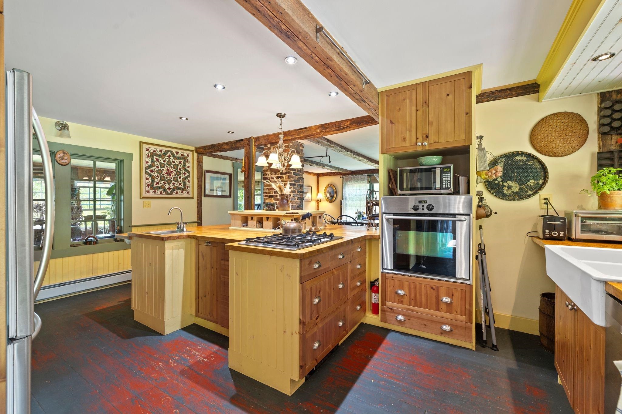 Grafton, New Hampshire, 03240, United States, 4 Bedrooms Bedrooms, ,1 BathroomBathrooms,Residential,For Sale,1737414