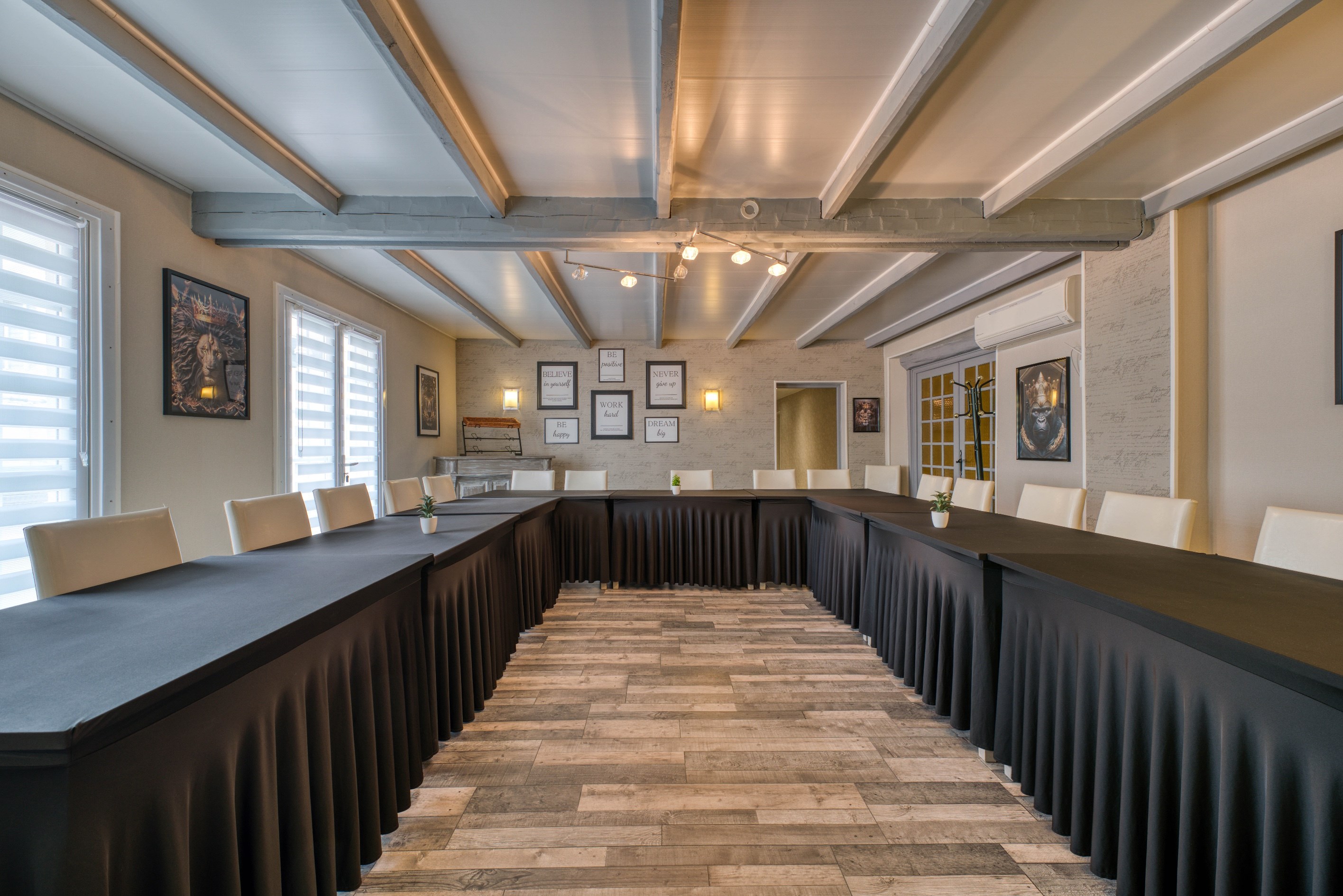  EXCEPTIONAL ESTATE FOR HOSPITALITY AND EVENTS WITH PRIVATE MANOR HOUSE NEAR ANG… - 物件實景