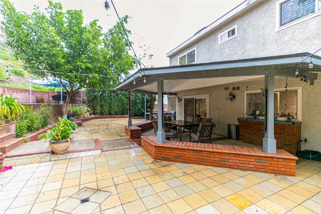 Granada Hills, California, 91344, United States, 4 Bedrooms Bedrooms, ,3 BathroomsBathrooms,Residential,For Sale,1993417