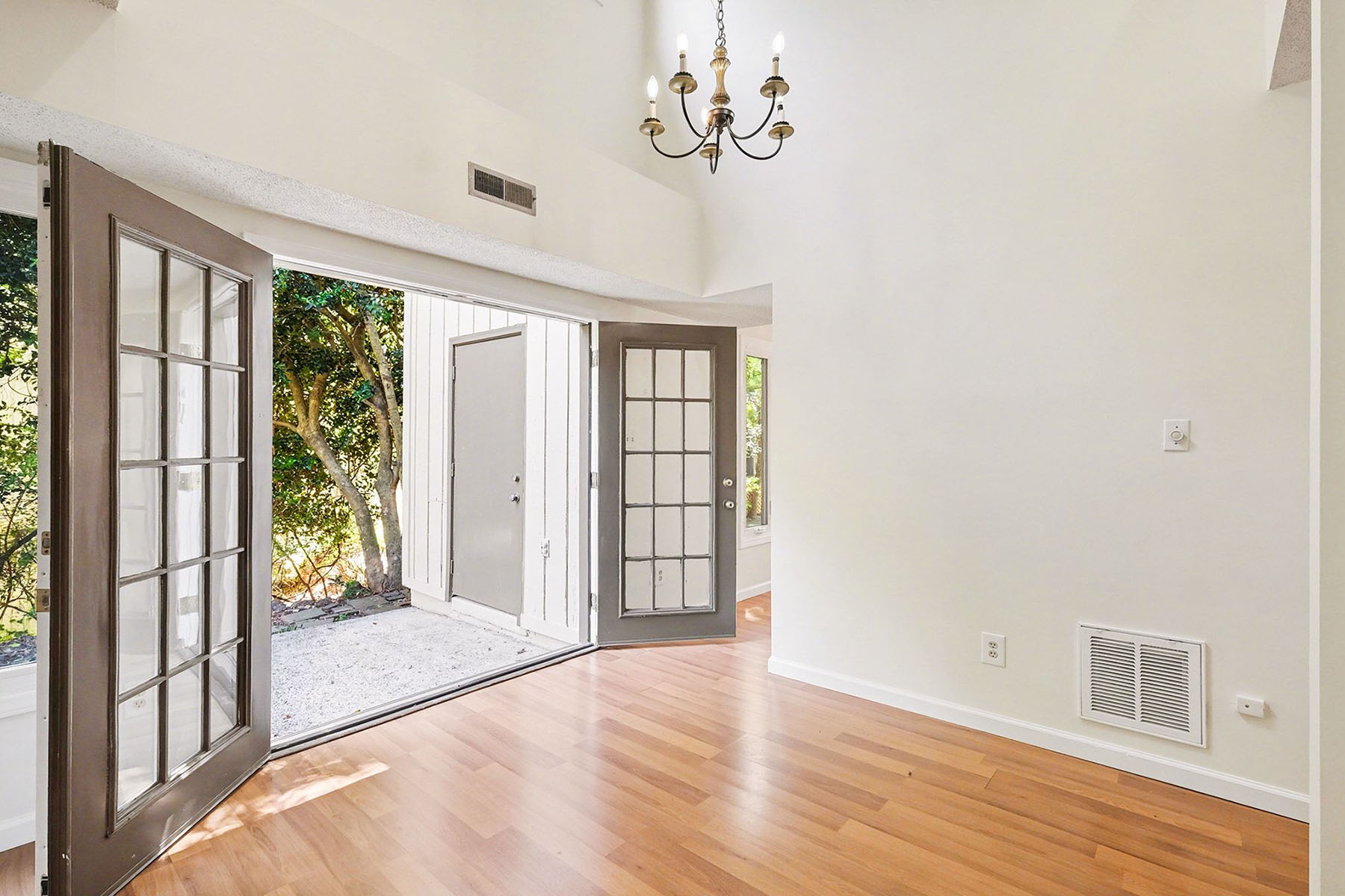  RAINTREE - 物件實景