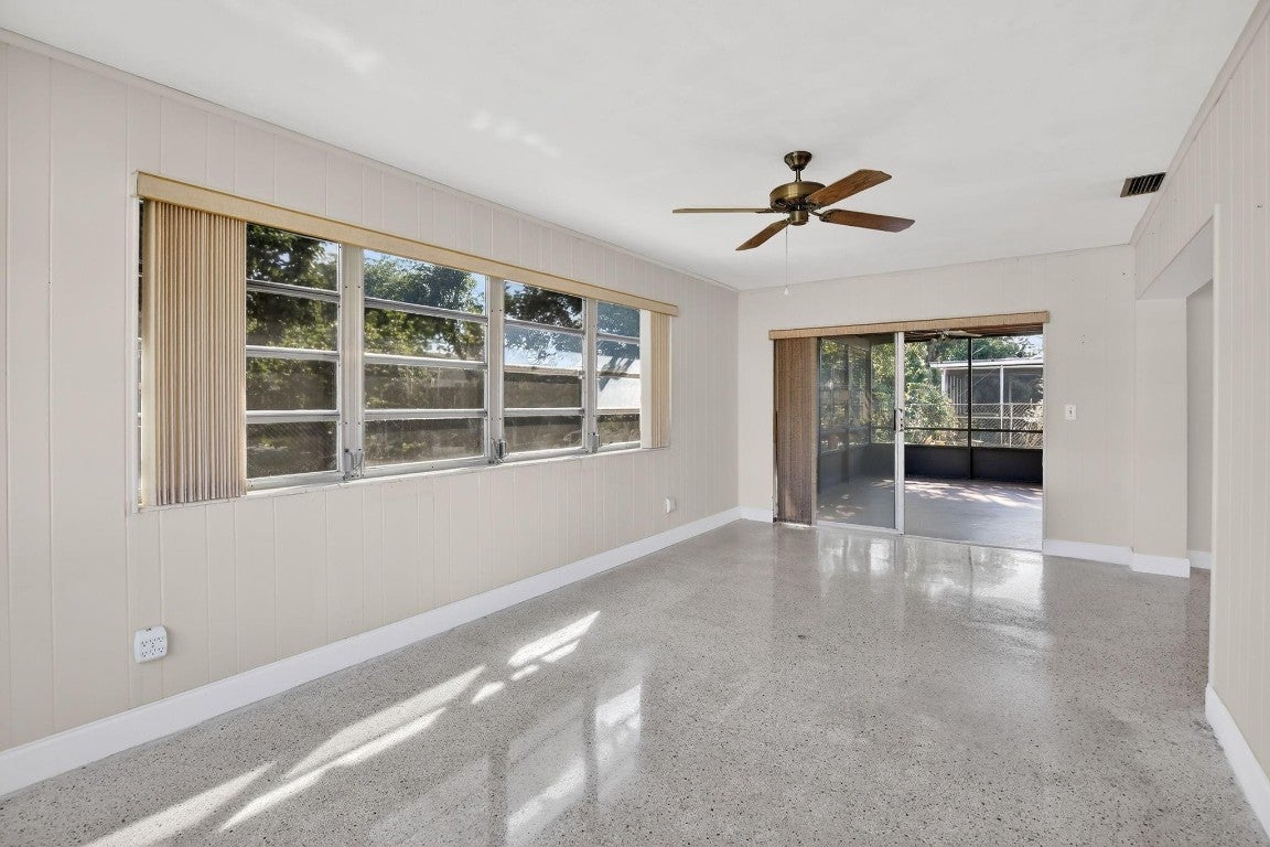 Pembroke Pines, Florida, 33024, United States, 3 Bedrooms Bedrooms, ,2 BathroomsBathrooms,Residential,For Sale,2005979