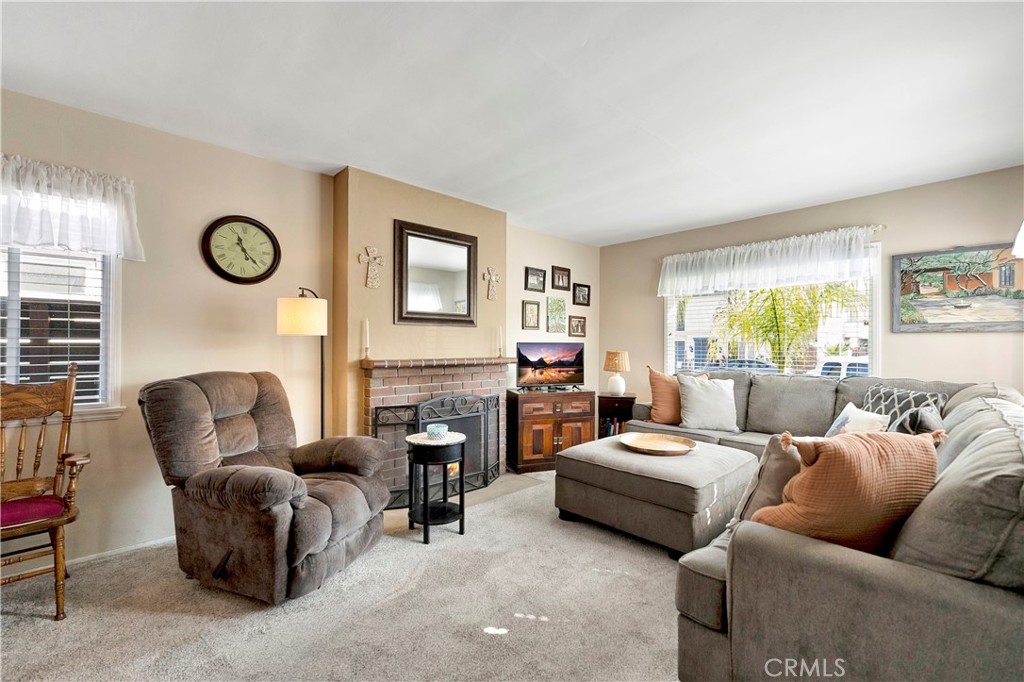 Seal Beach, California, 90740, United States, 4 Bedrooms Bedrooms, ,2 BathroomsBathrooms,Residential,For Sale,2001777