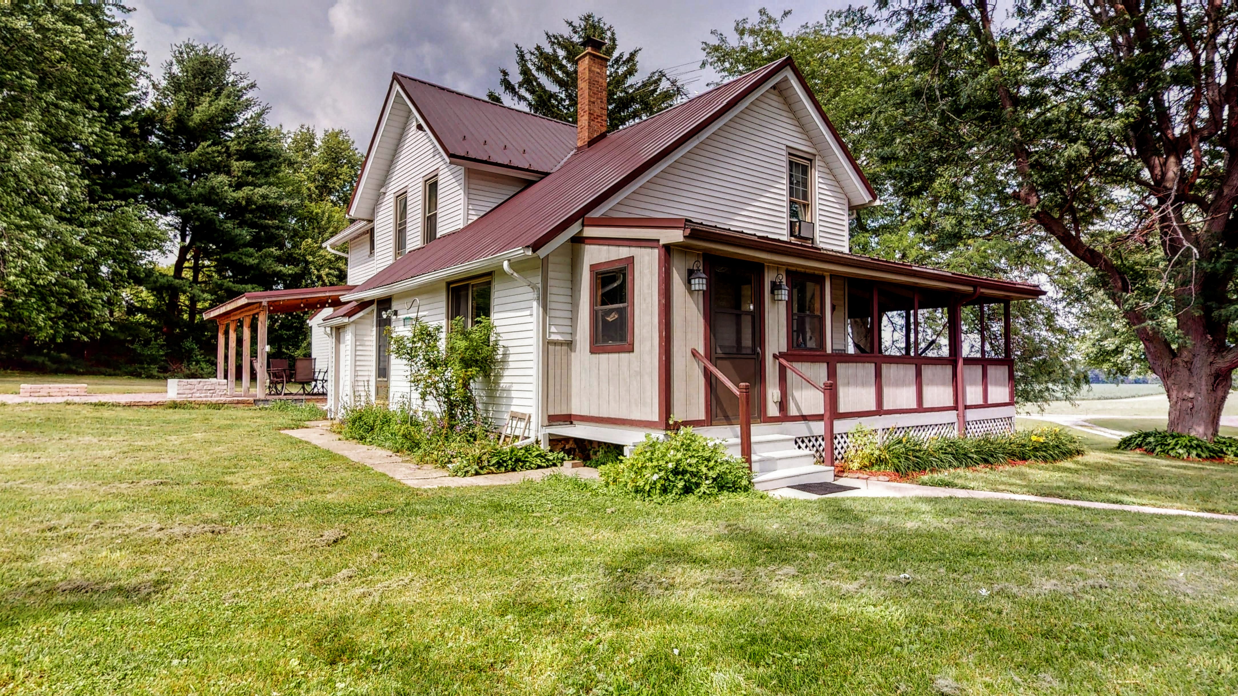 Milford, Wisconsin, 53551, United States, 4 Bedrooms Bedrooms, ,2 BathroomsBathrooms,Residential,For Sale,1889532