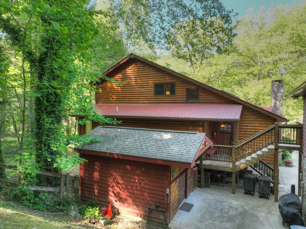 Blue Ridge, Georgia, 30513, United States, 4 Bedrooms Bedrooms, ,3 BathroomsBathrooms,Residential,For Sale,1858921