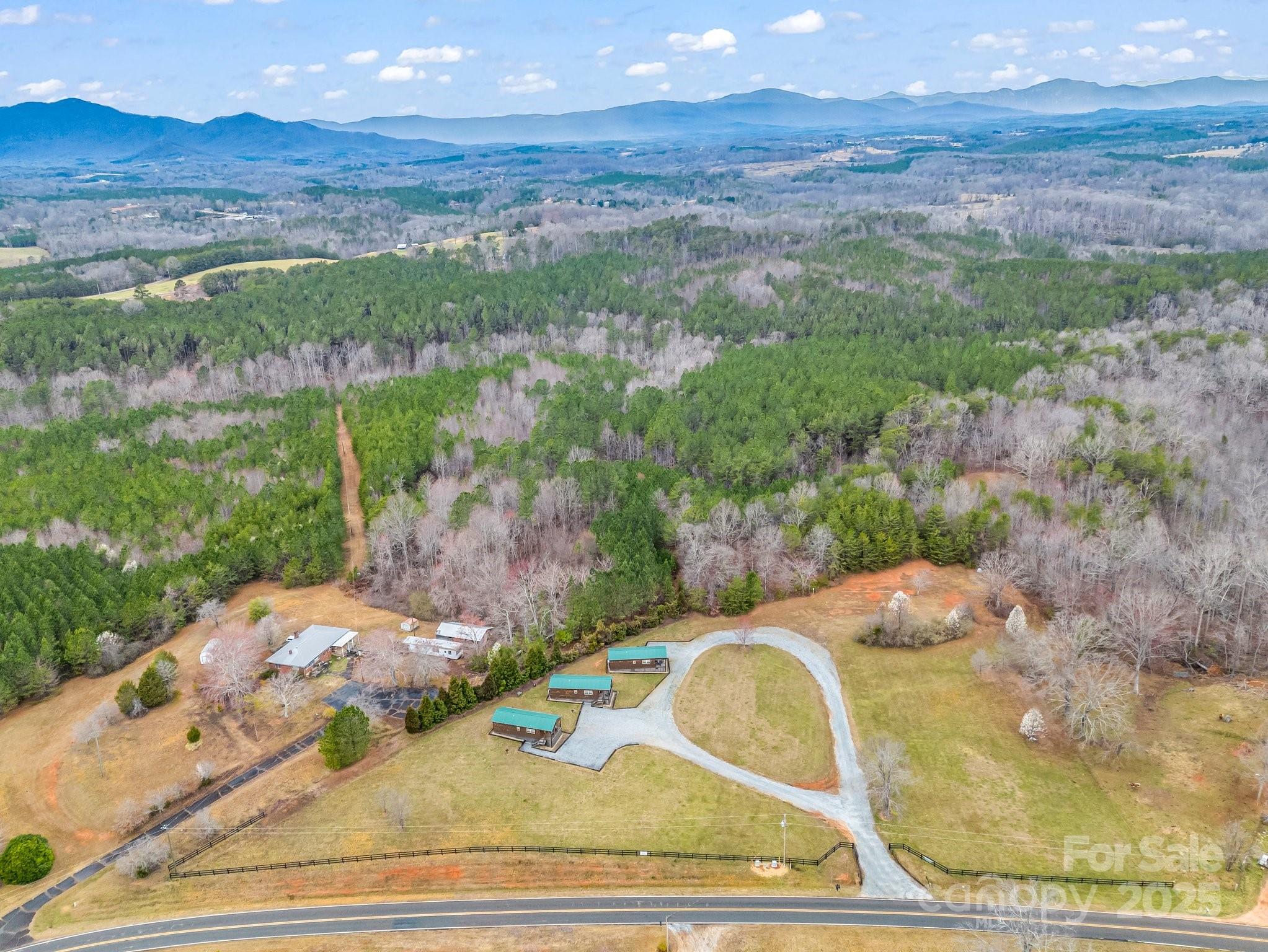 Tryon, North Carolina, 28782, United States, 3 Bedrooms Bedrooms, ,3 BathroomsBathrooms,Residential,For Sale,1914203