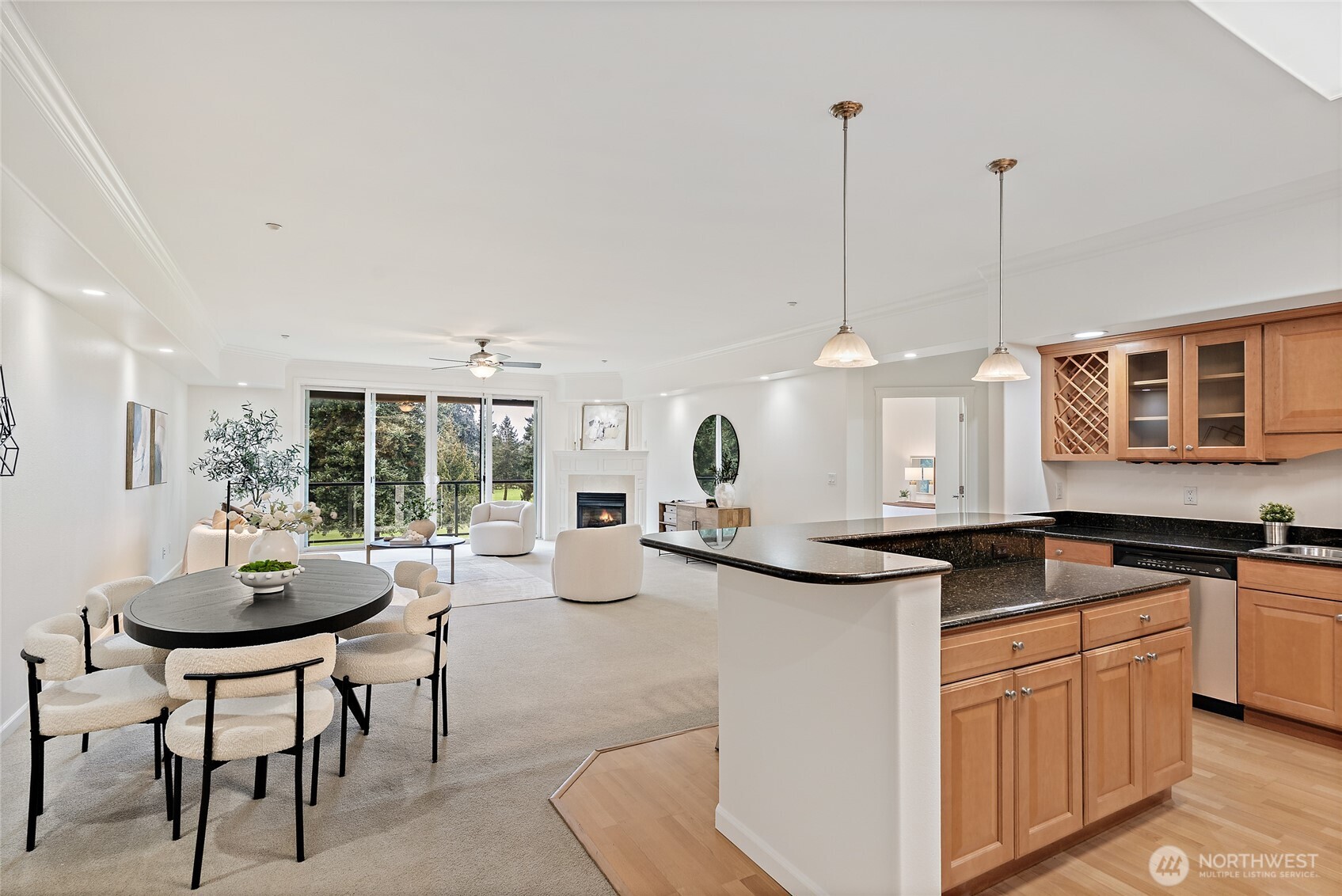 Tacoma, Washington, 98405, United States, 2 Bedrooms Bedrooms, ,2 BathroomsBathrooms,Residential,For Sale,2003445