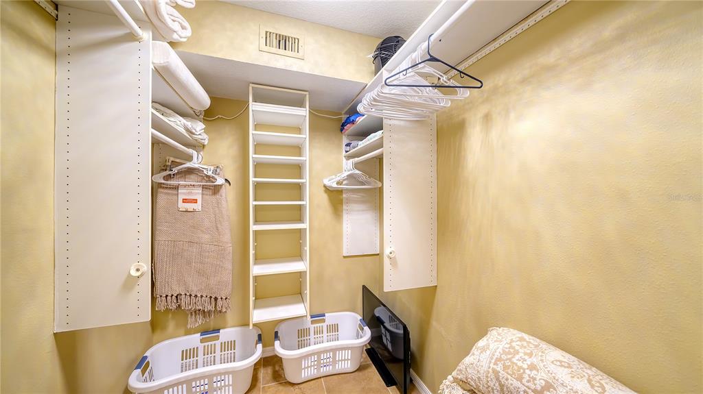 Sarasota, Florida, 34242, United States, 2 Bedrooms Bedrooms, ,2 BathroomsBathrooms,Residential,For Sale,1827426