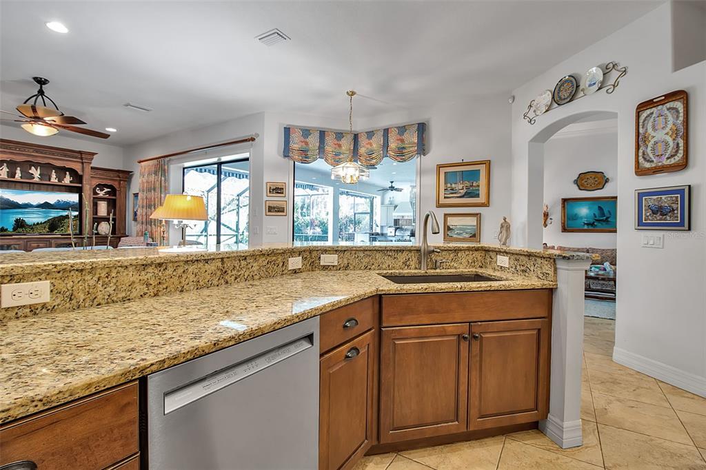 Sarasota, Florida, 34240, United States, 3 Bedrooms Bedrooms, ,3 BathroomsBathrooms,Residential,For Sale,2003503