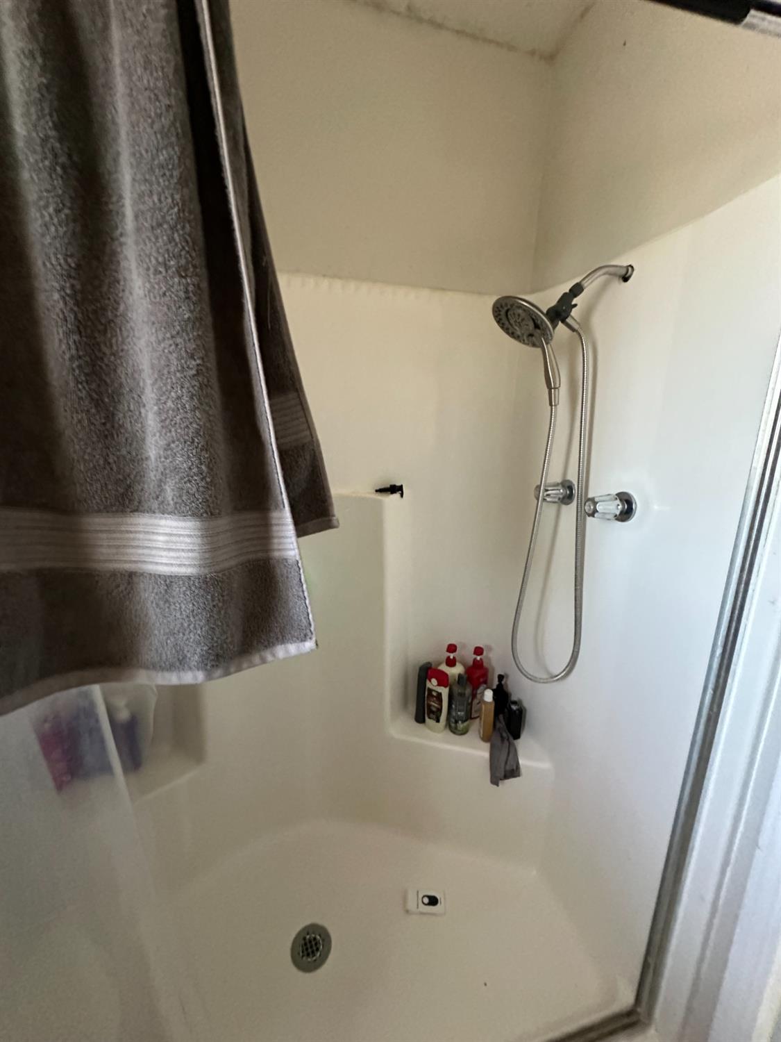 Sacramento, California, 95826, United States, 4 Bedrooms Bedrooms, ,3 BathroomsBathrooms,Residential,For Sale,1898799