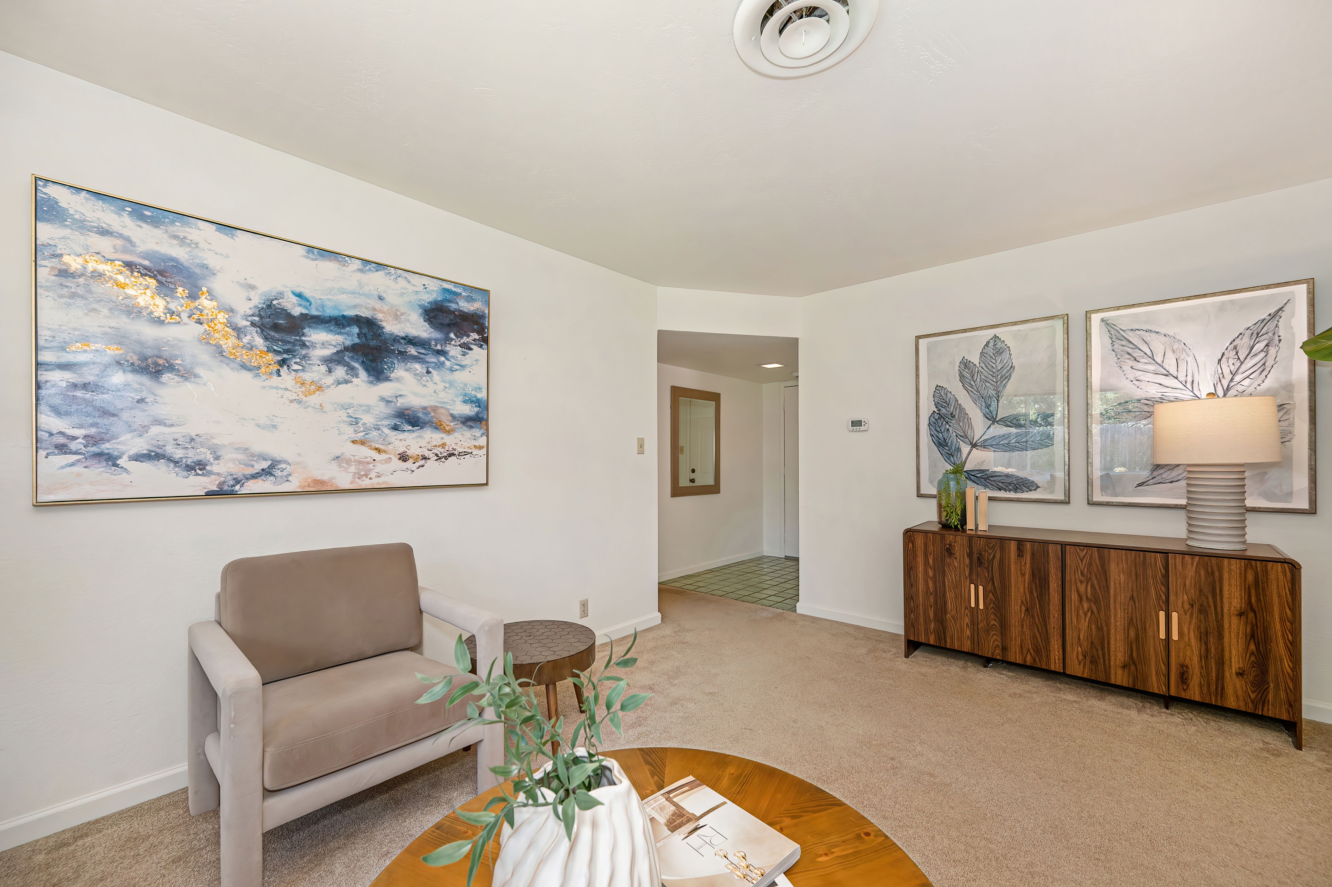  4608 Sagar Avenue, Sacramento, CA 95821 - 物件實景