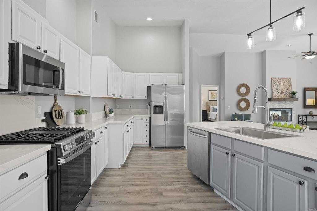 Valley Center, California, 92082, United States, 5 Bedrooms Bedrooms, ,4 BathroomsBathrooms,Residential,For Sale,1793964