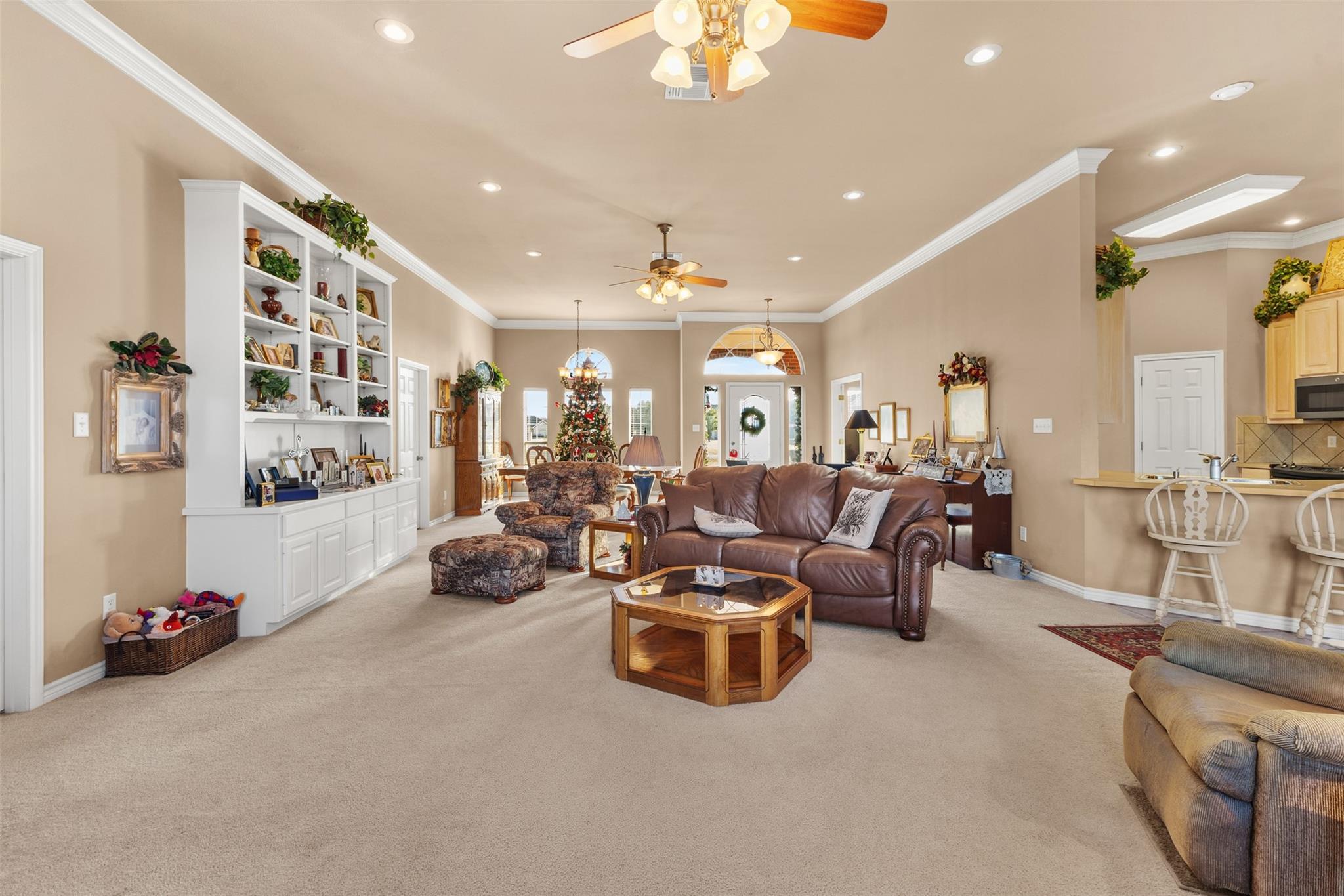 Sulphur Springs, Texas, 75482, United States, 4 Bedrooms Bedrooms, ,4 BathroomsBathrooms,Residential,For Sale,2012566