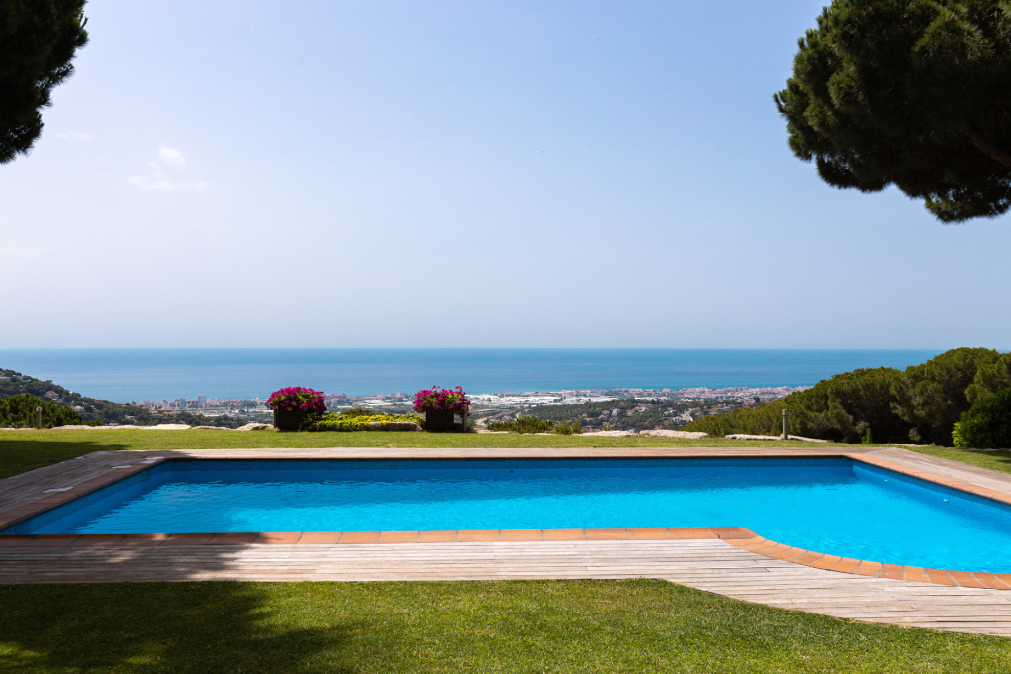  Villa with pool in an unbeatable location - 物件實景