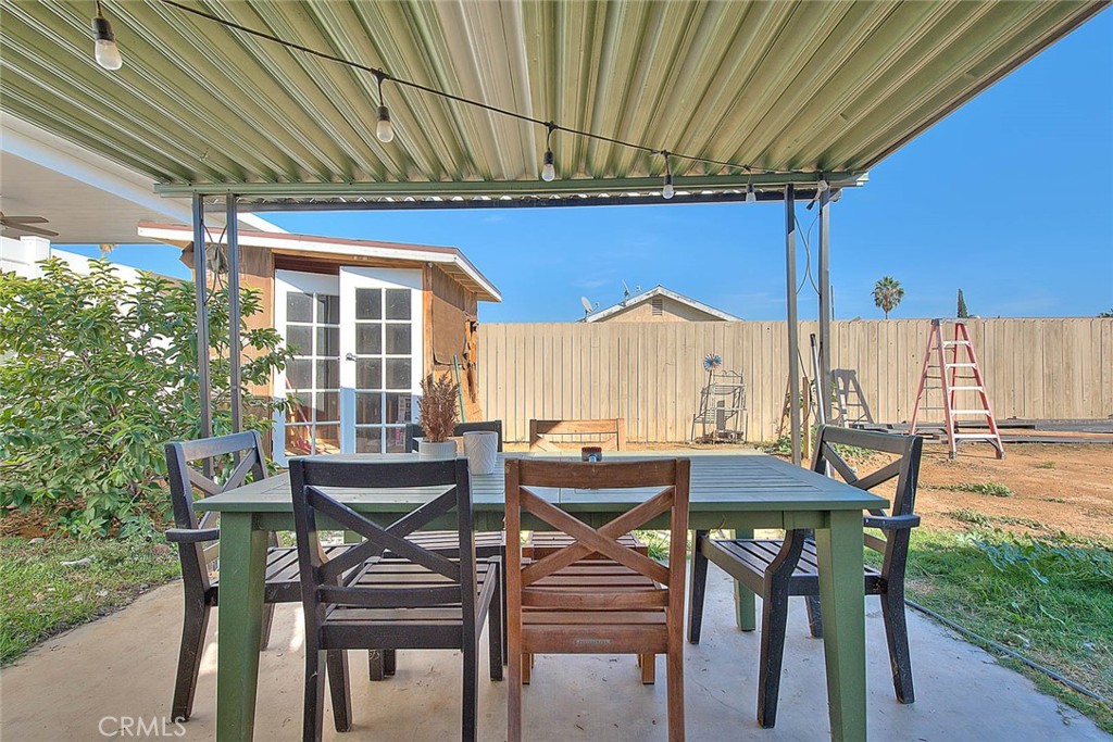 Jurupa Valley, California, 92509, United States, 4 Bedrooms Bedrooms, ,2 BathroomsBathrooms,Residential,For Sale,1998083