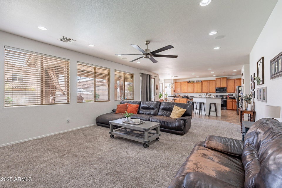 Surprise, Arizona, 85379, United States, 5 Bedrooms Bedrooms, ,1 BathroomBathrooms,Residential,For Sale,1979655