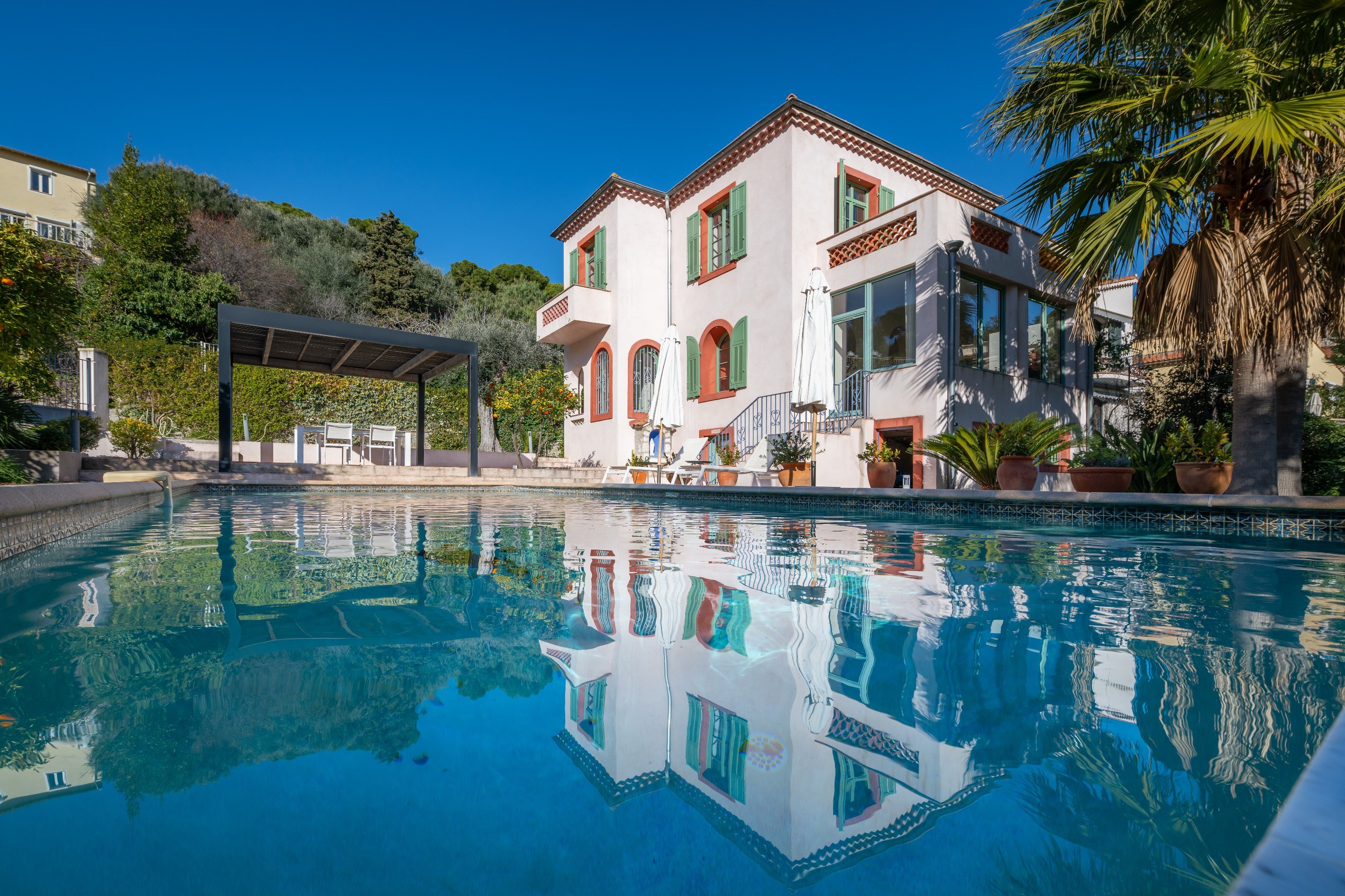  Fully Renovated Beautiful character property on the hillside above Villefranche… - 物件實景