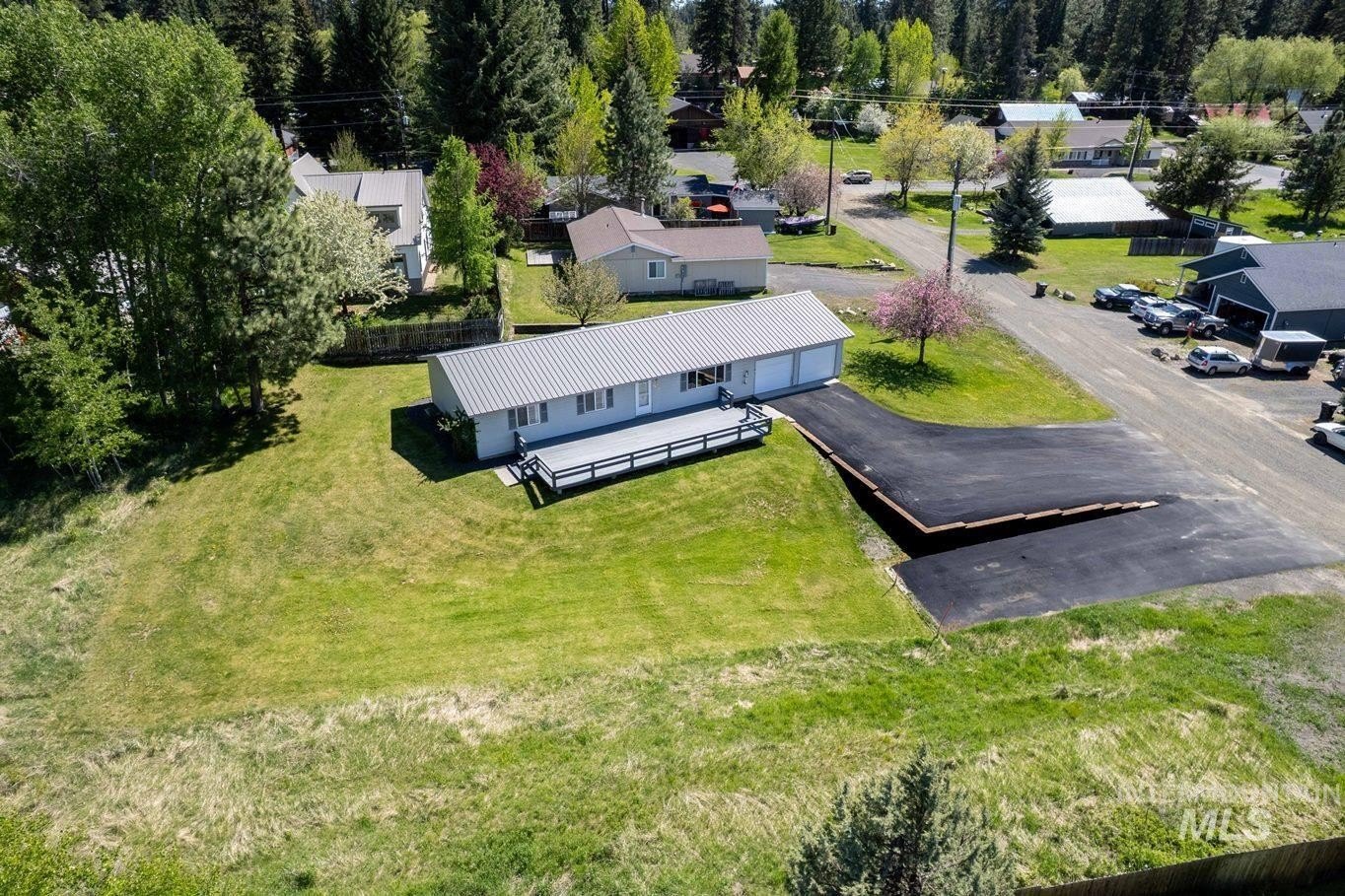 McCall, Idaho, 83638, United States, 3 Bedrooms Bedrooms, ,2 BathroomsBathrooms,Residential,For Sale,2049223