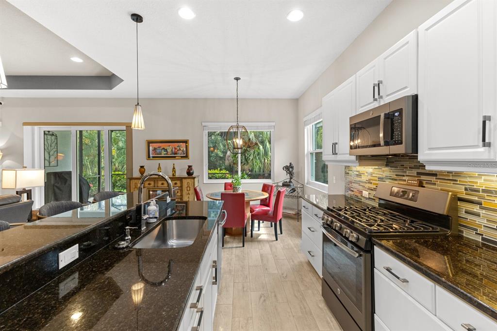Sarasota, Florida, 34243, United States, 3 Bedrooms Bedrooms, ,2 BathroomsBathrooms,Residential,For Sale,1917004