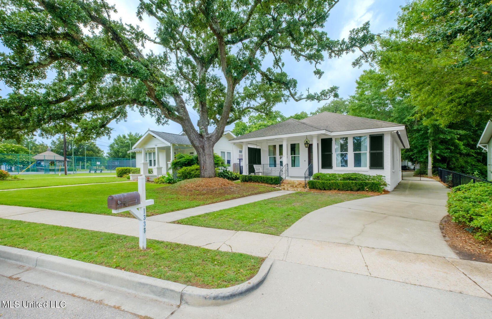 Gulfport, Mississippi, 39501, United States, 3 Bedrooms Bedrooms, ,2 BathroomsBathrooms,Residential,For Sale,1869770