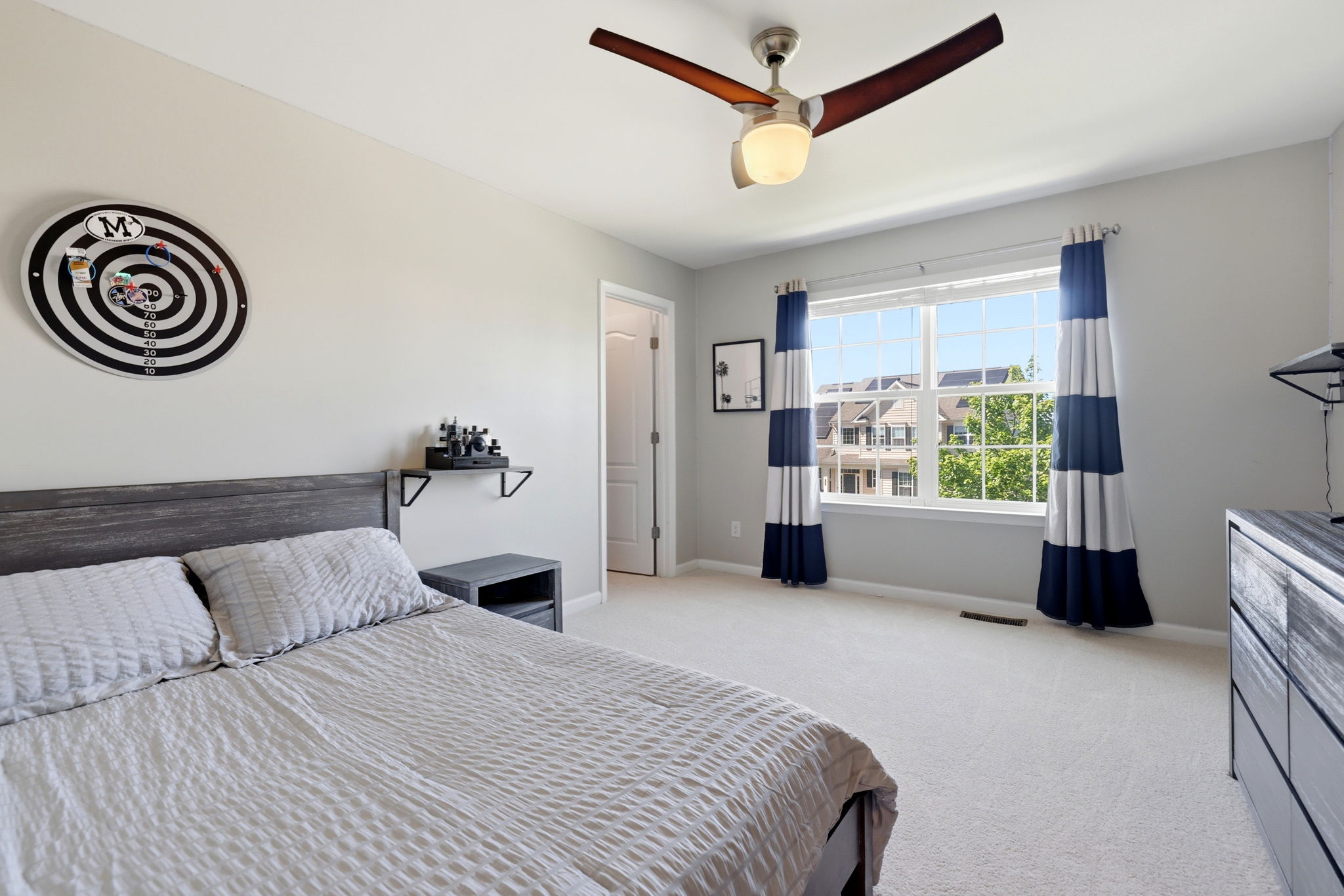  13506 Eagles Rest Drive, Leesburg, VA 20176 - 物件實景