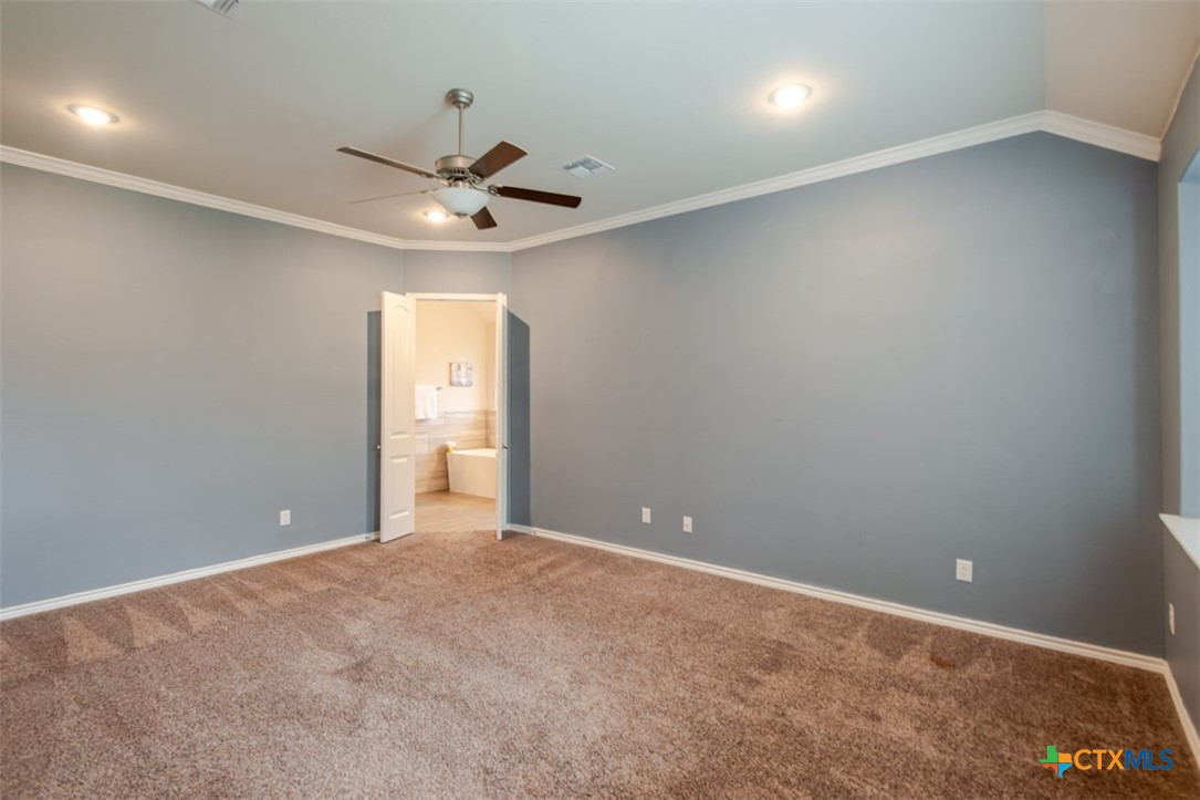 Killeen, Texas, 76542, United States, 5 Bedrooms Bedrooms, ,4 BathroomsBathrooms,Residential,For Sale,1988251