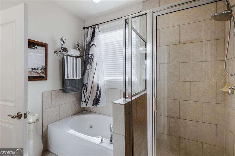 Atlanta, Georgia, 30363, United States, 3 Bedrooms Bedrooms, ,4 BathroomsBathrooms,Residential,For Sale,1913056