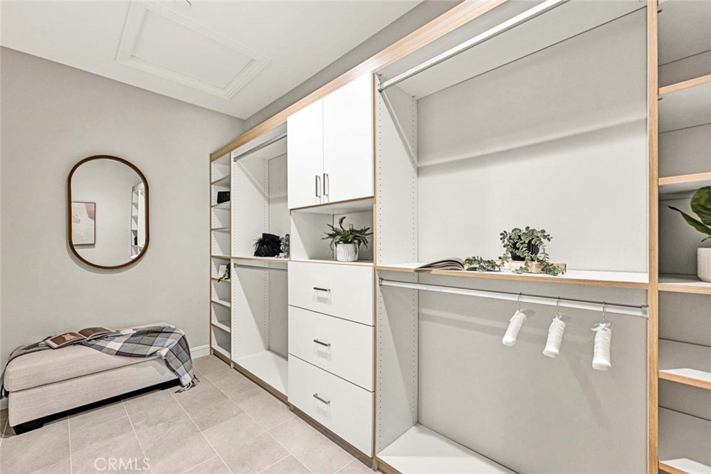 Lake Forest, California, 92630, United States, 4 Bedrooms Bedrooms, ,5 BathroomsBathrooms,Residential,For Sale,1988147