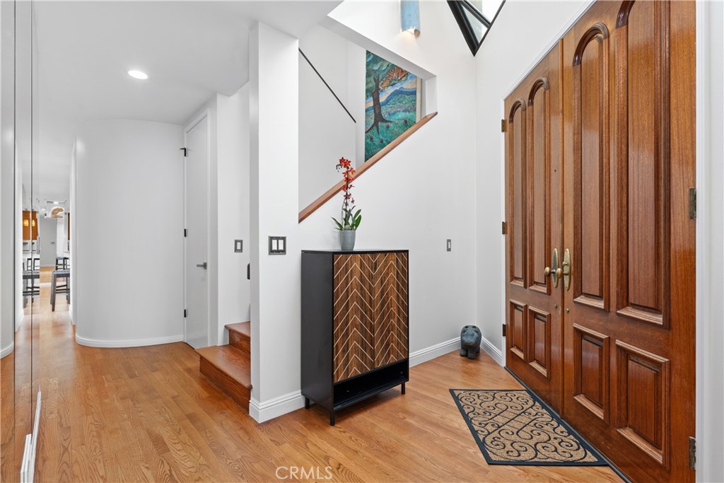 Manhattan Beach, California, 90266, United States, 5 Bedrooms Bedrooms, ,4 BathroomsBathrooms,Residential,For Sale,1993331