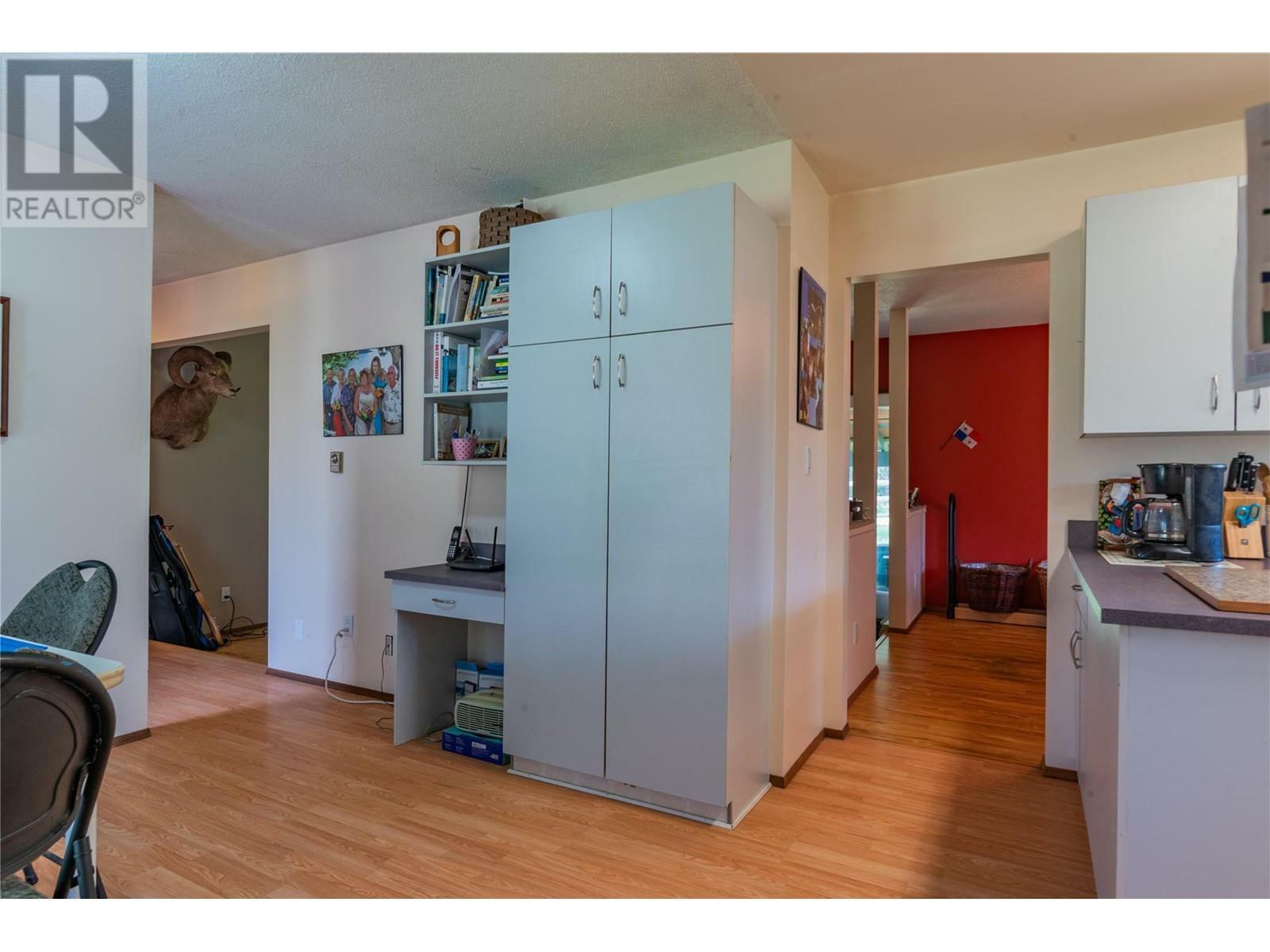 WINLAW, British Columbia, V0G 2J0, CA, 3 Bedrooms Bedrooms, ,2 BathroomsBathrooms,Residential,For Sale,1839031