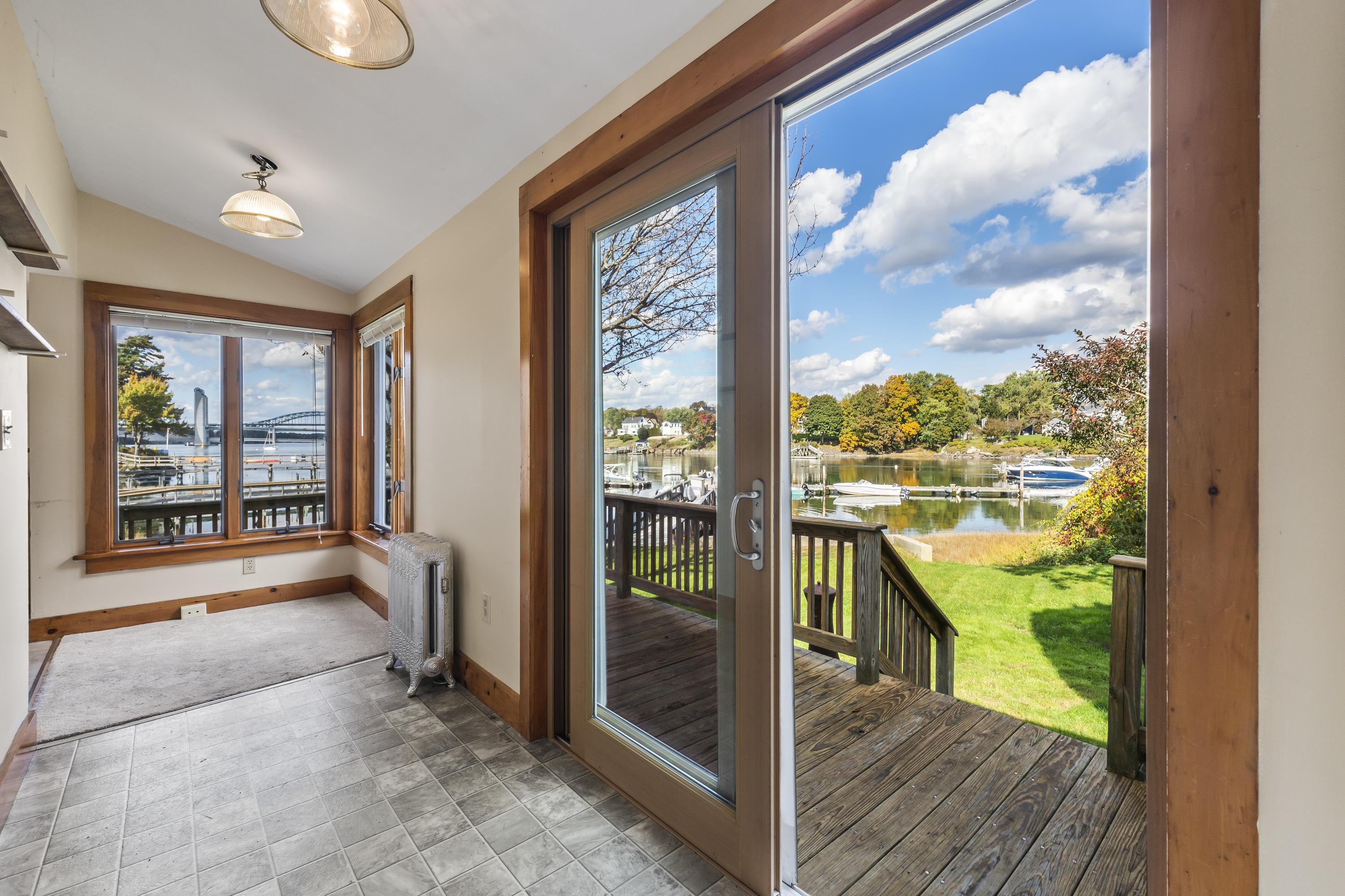 20 Badgers Island West, Kittery, Maine, 03904, United States, 2 Bedrooms Bedrooms, ,2 BathroomsBathrooms,Residential,For Sale,20 Badgers Island West,1389302