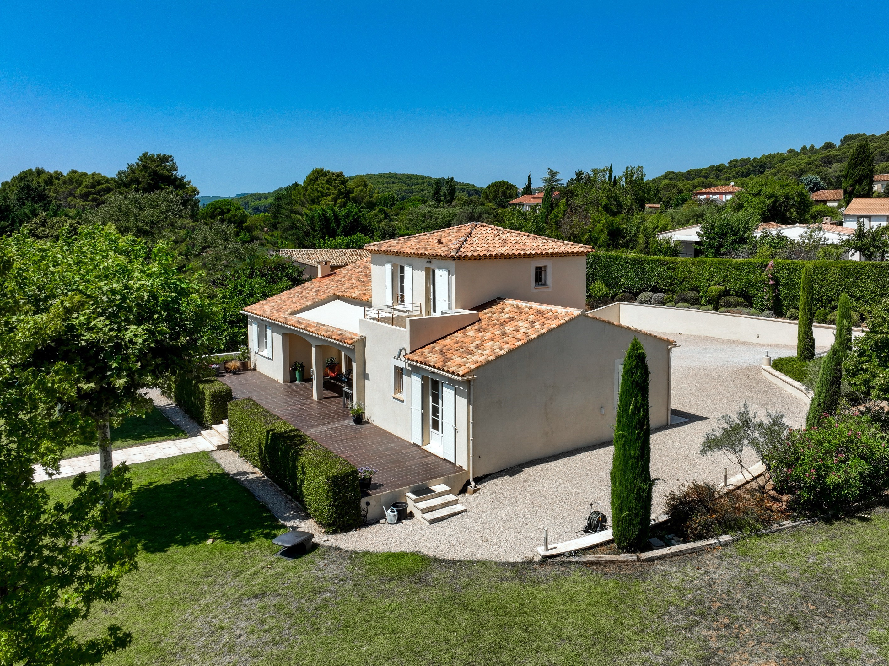  Eguilles – residential area – light-filled house – high-quality finishes - 物件實景