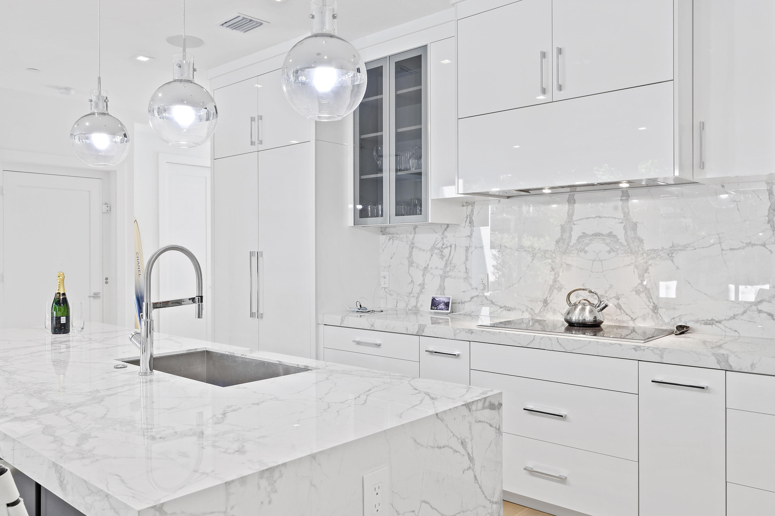 Delray Beach, Florida, 33483, United States, 3 Bedrooms Bedrooms, ,4 BathroomsBathrooms,Residential,For Sale,1940237
