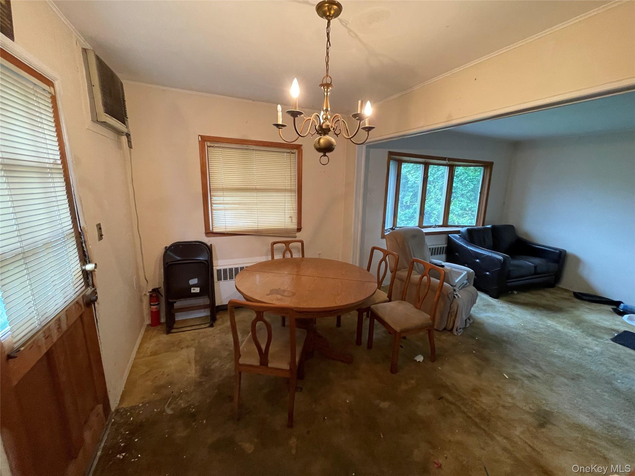 Seaford, New York, 11783, United States, 4 Bedrooms Bedrooms, ,2 BathroomsBathrooms,Residential,For Sale,2048192