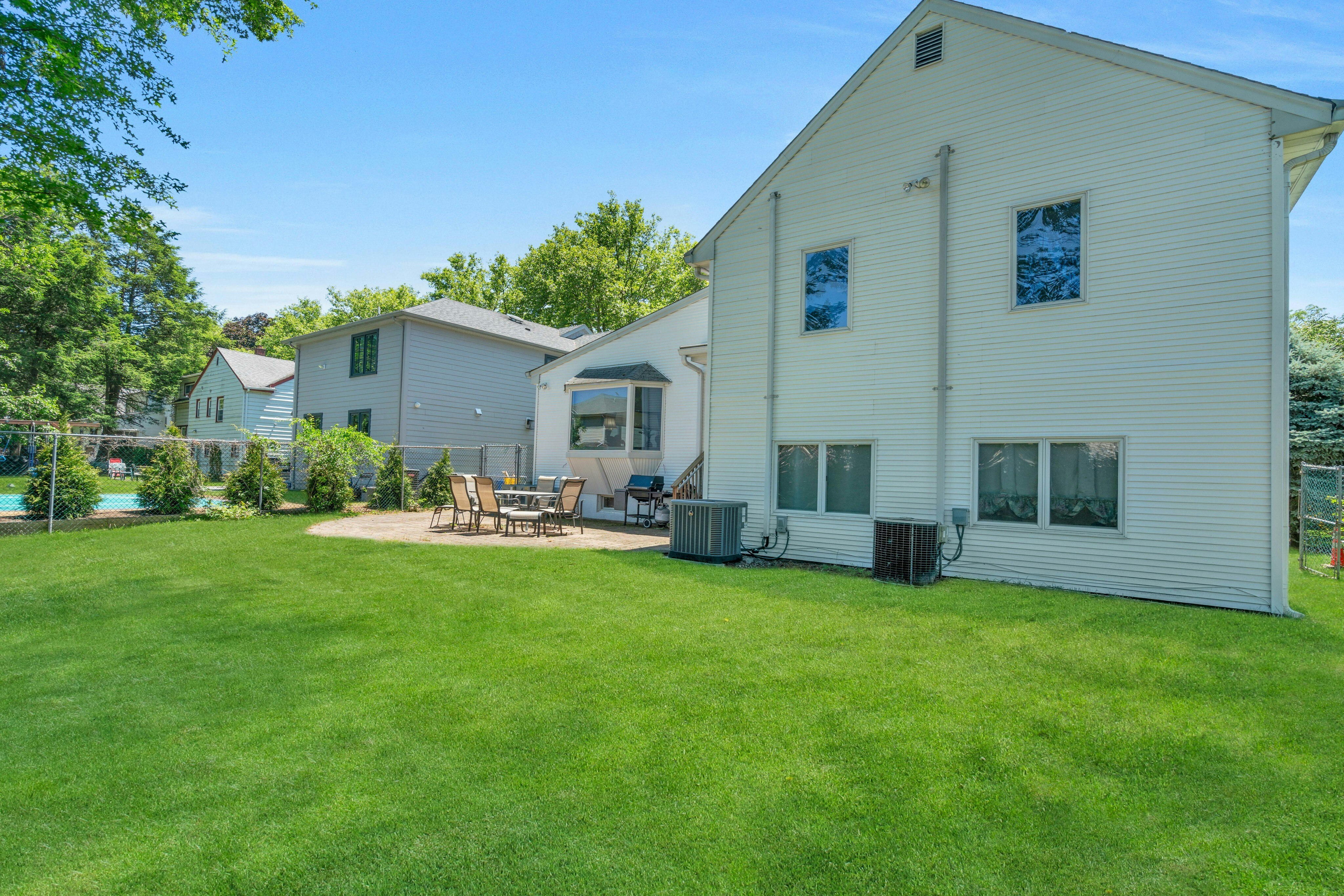  805 Washburn Street, Teaneck, NJ 07666 - 物件實景