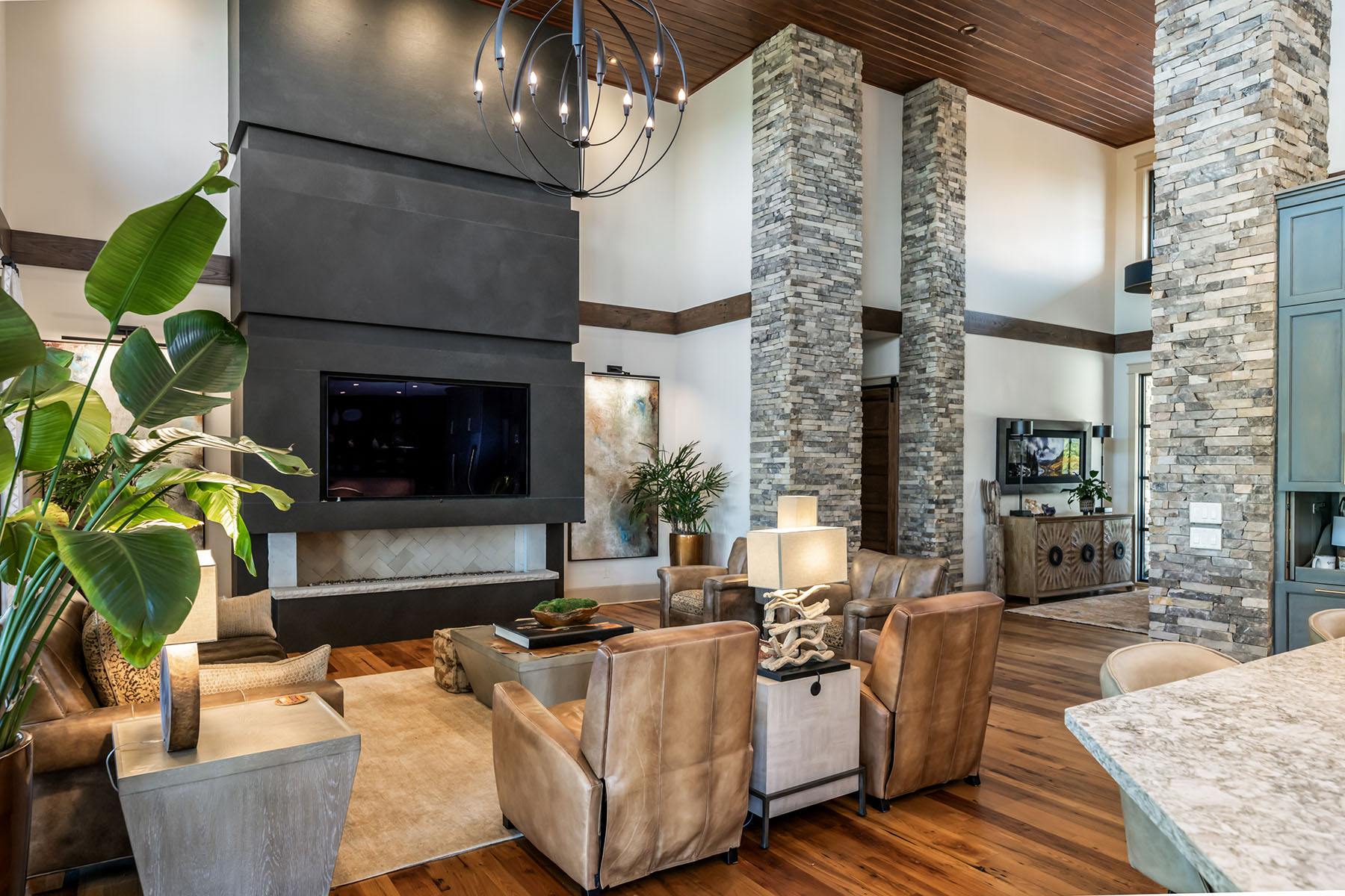  WEAVERVILLE - 物件實景