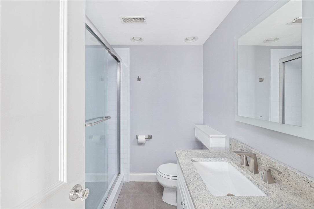 Providence, Rhode Island, 02903, United States, 2 Bedrooms Bedrooms, ,2 BathroomsBathrooms,Residential,For Sale,1868590