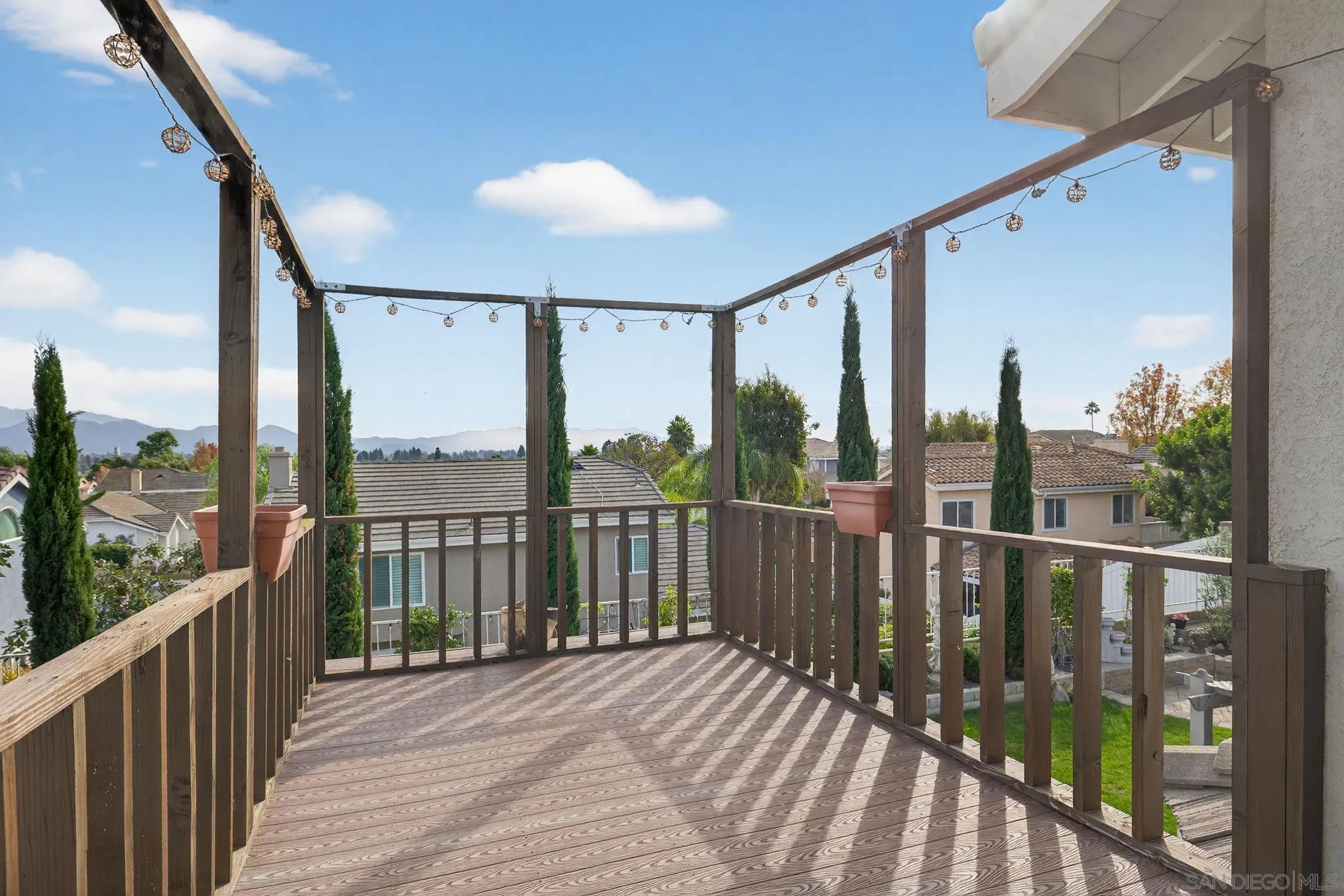 Camarillo, California, 93010, United States, 5 Bedrooms Bedrooms, ,4 BathroomsBathrooms,Residential,For Sale,2001849