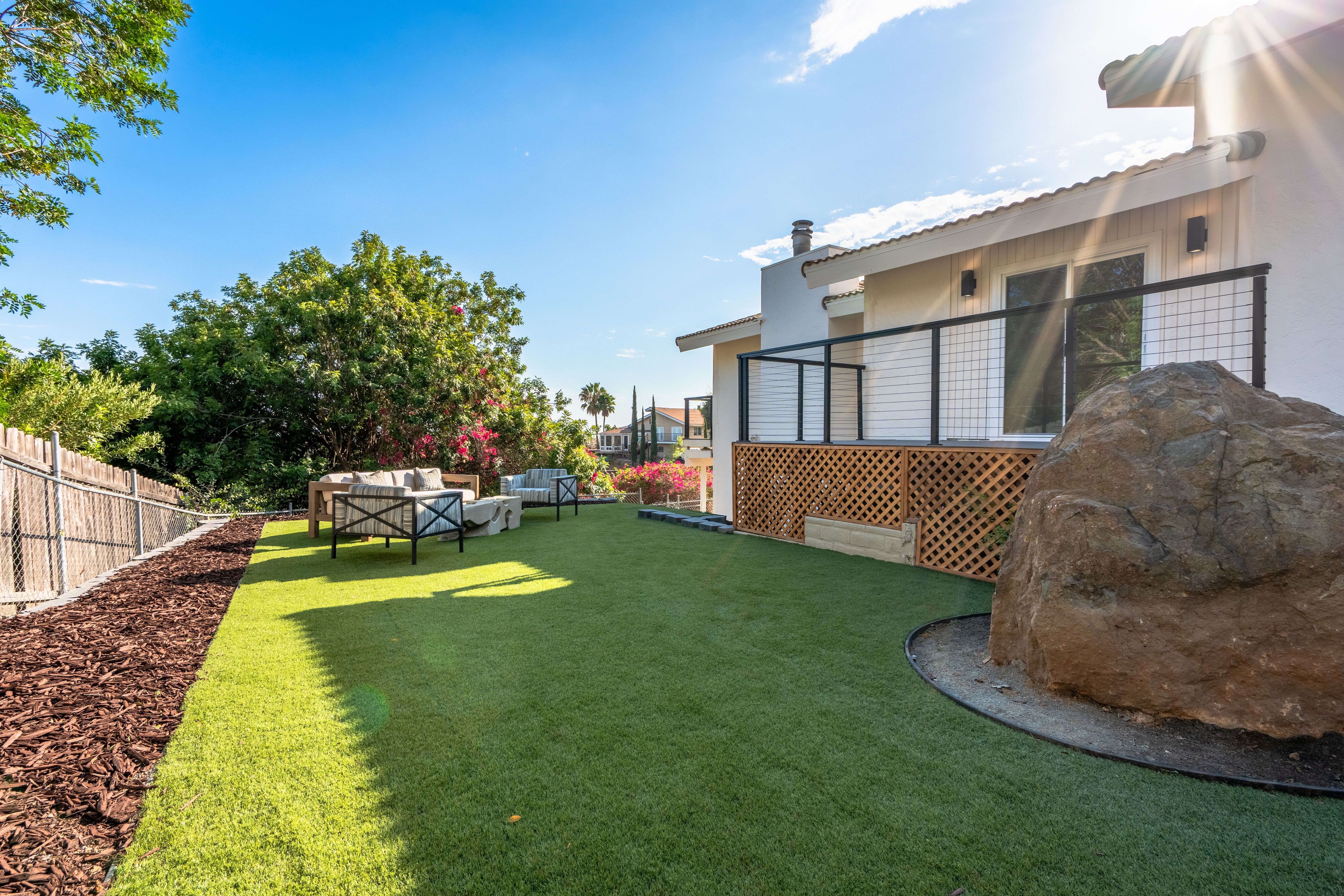  5873 Madra Ave, San Diego, CA 92120 - 物件實景